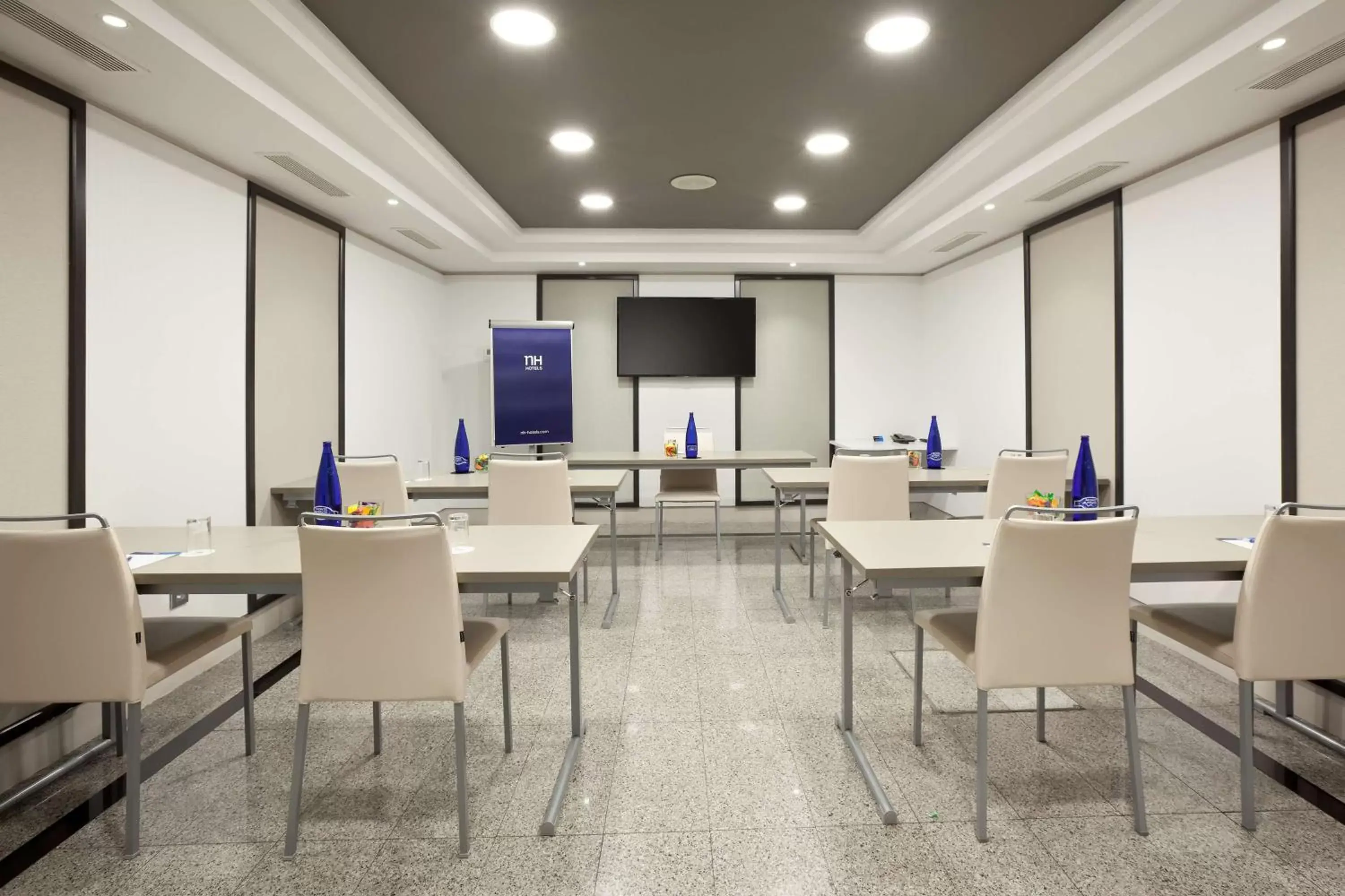 Meeting/conference room in NH Madrid Atocha