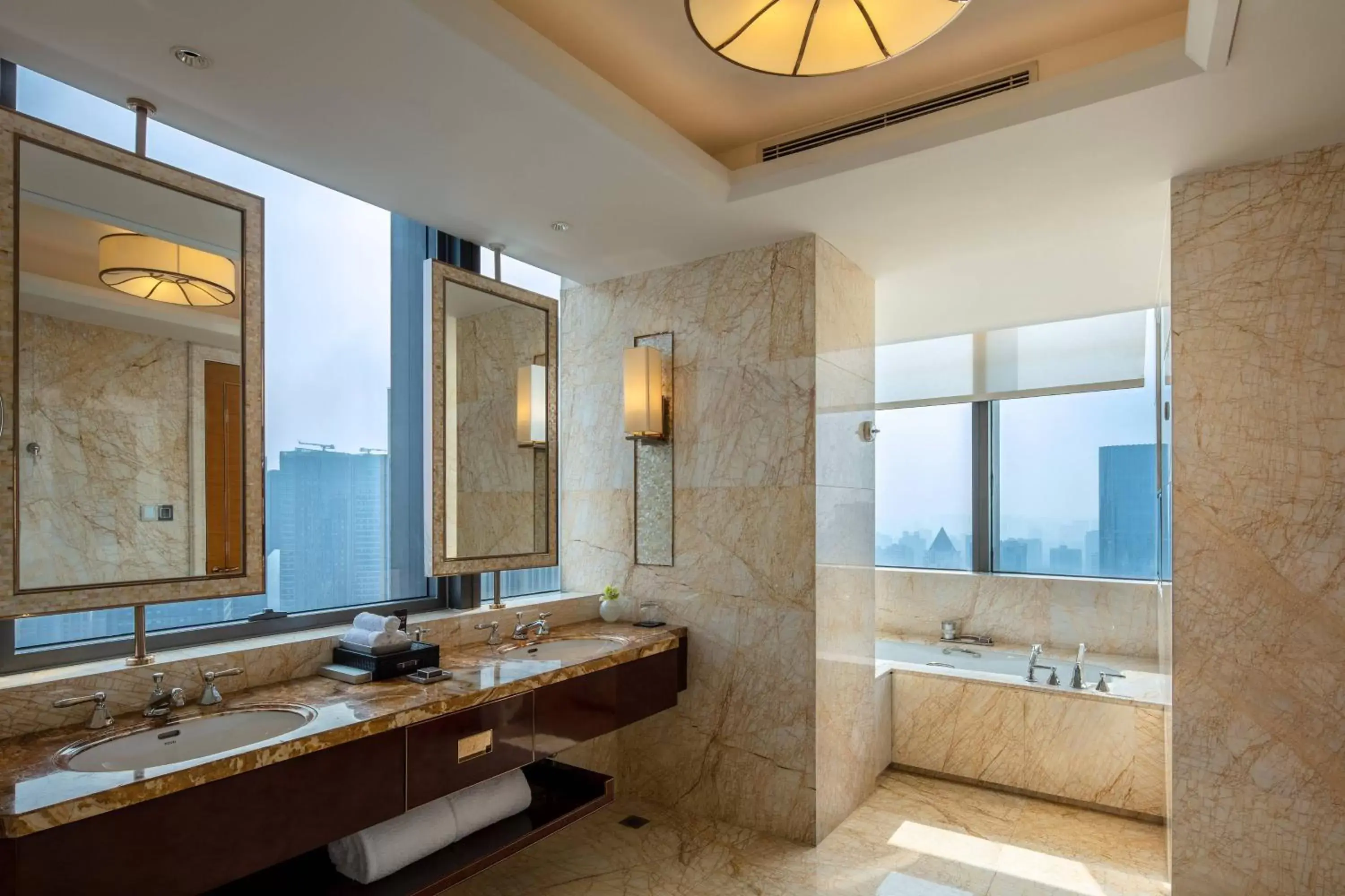 Photo of the whole room, Bathroom in The Ritz-Carlton, Chengdu