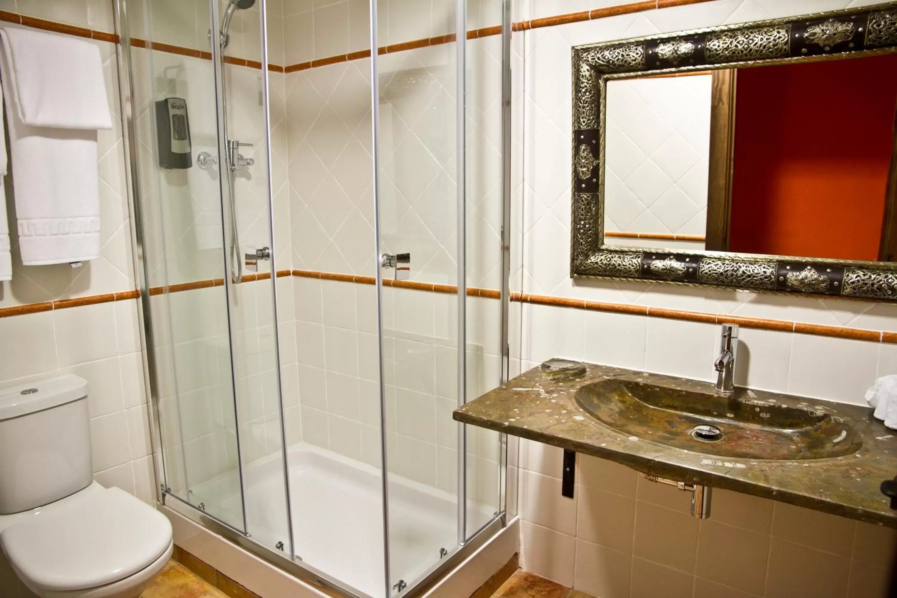 Bathroom in Hotel Plaza