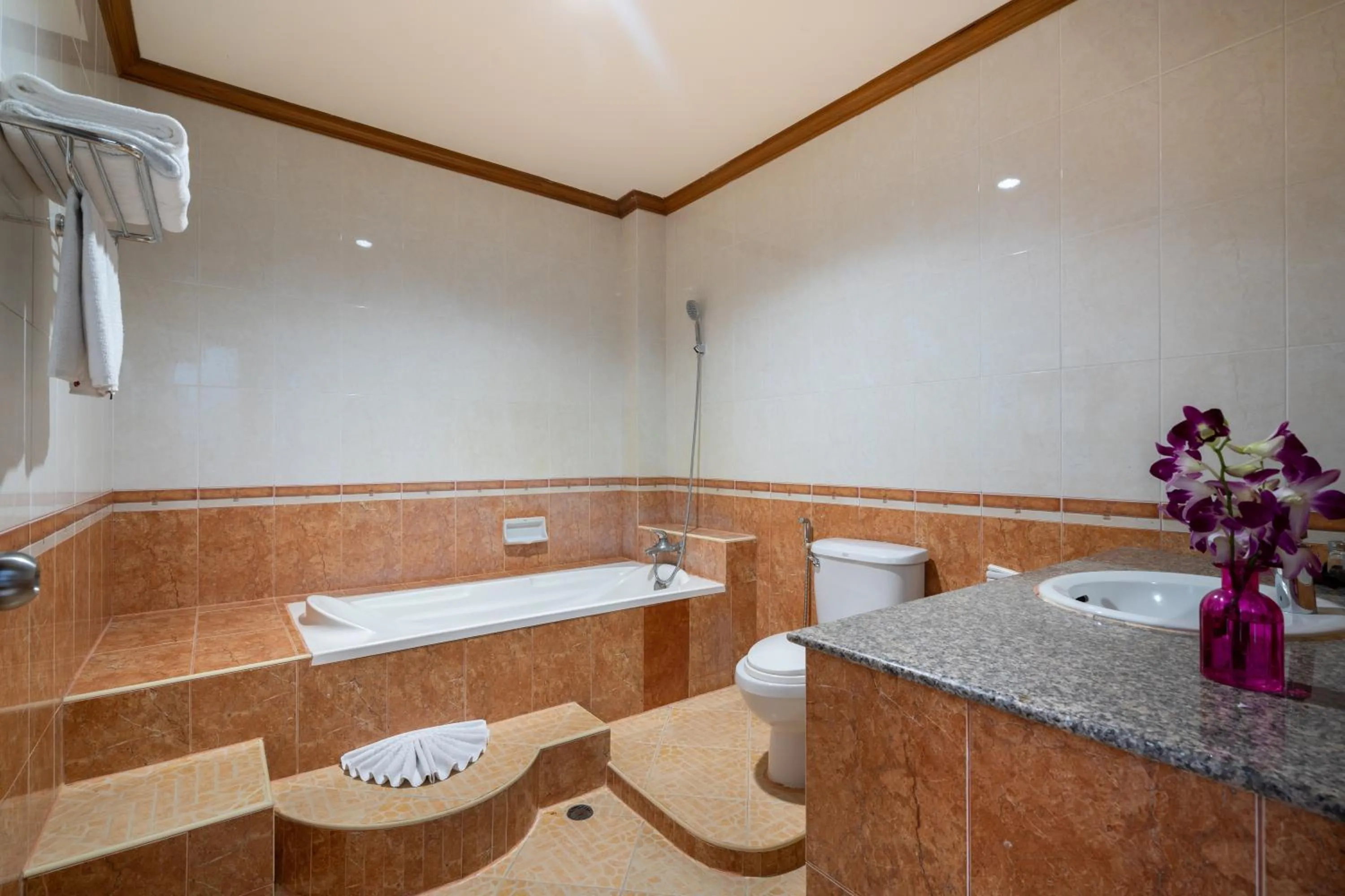 Deluxe Double Room in Memory Karon Resort