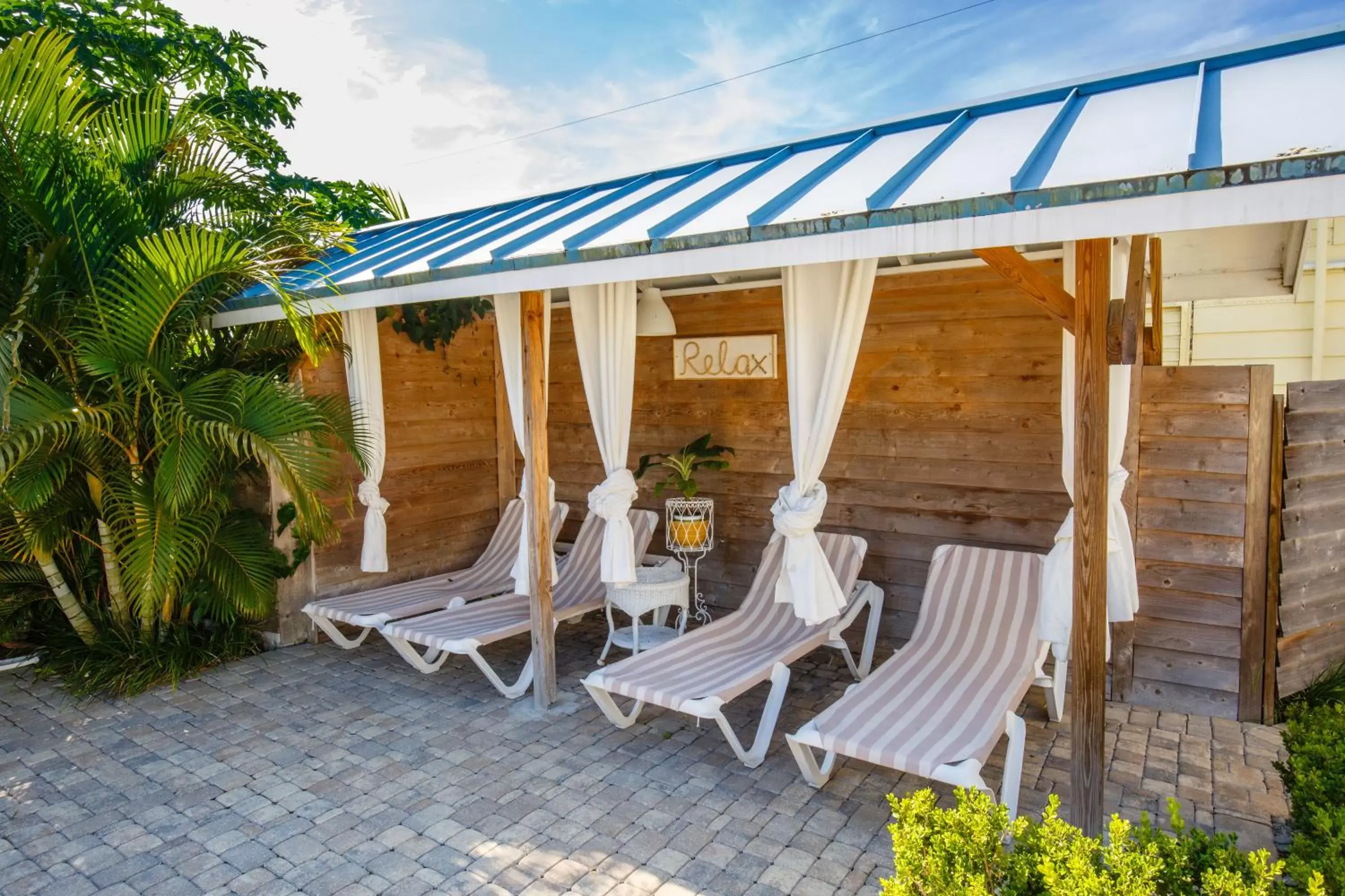 Patio in Naples Garden Inn