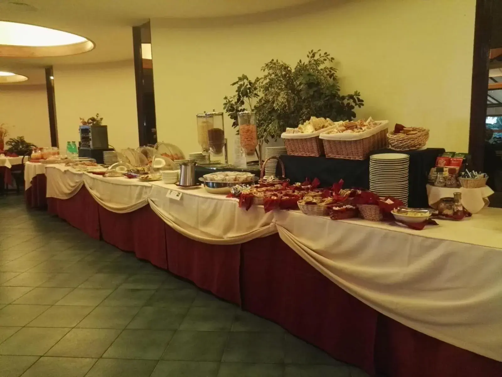 Breakfast, Food in Balletti Park Hotel