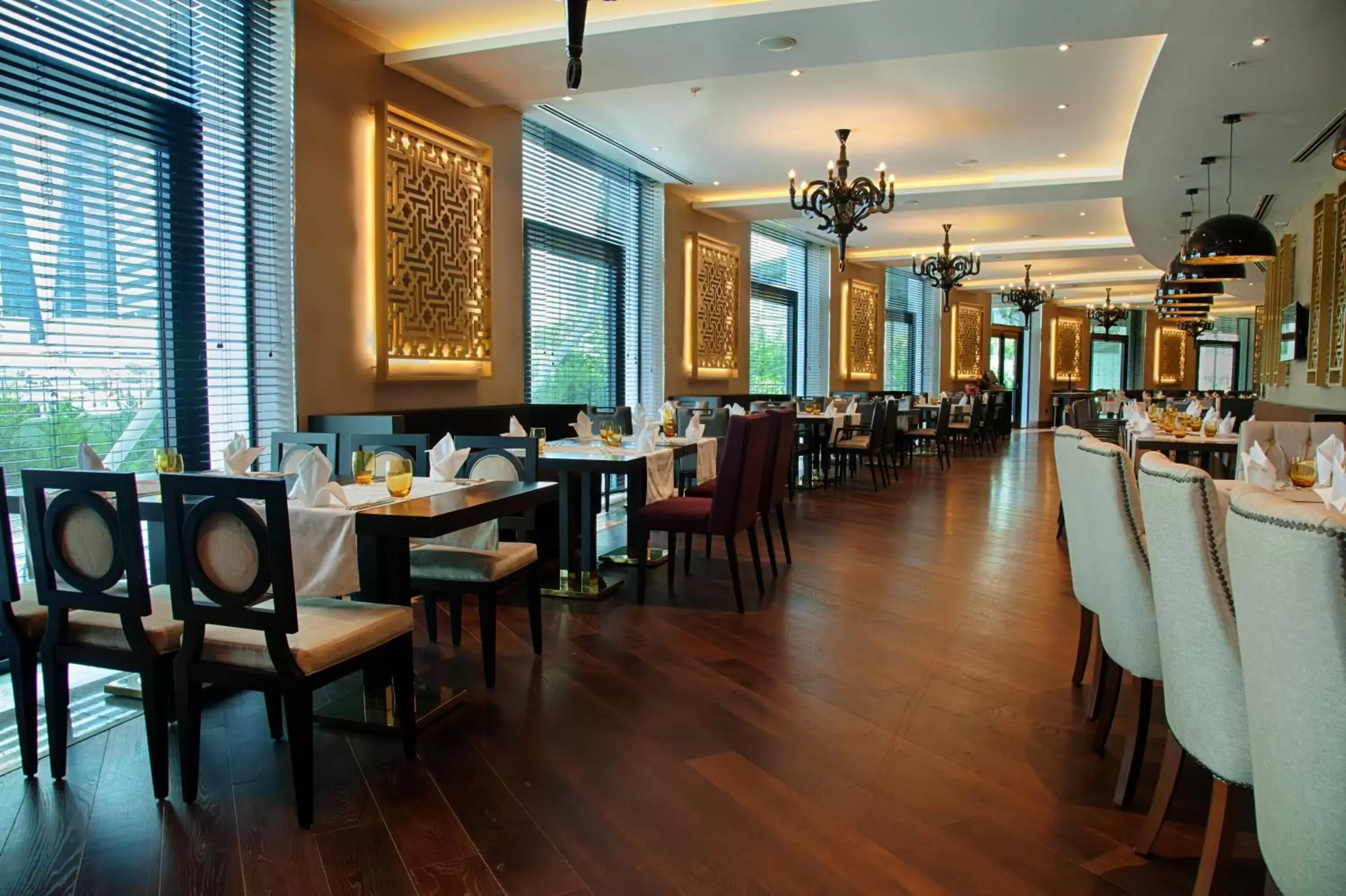 Breakfast, Restaurant/Places to Eat in Crowne Plaza Istanbul Oryapark, an IHG Hotel