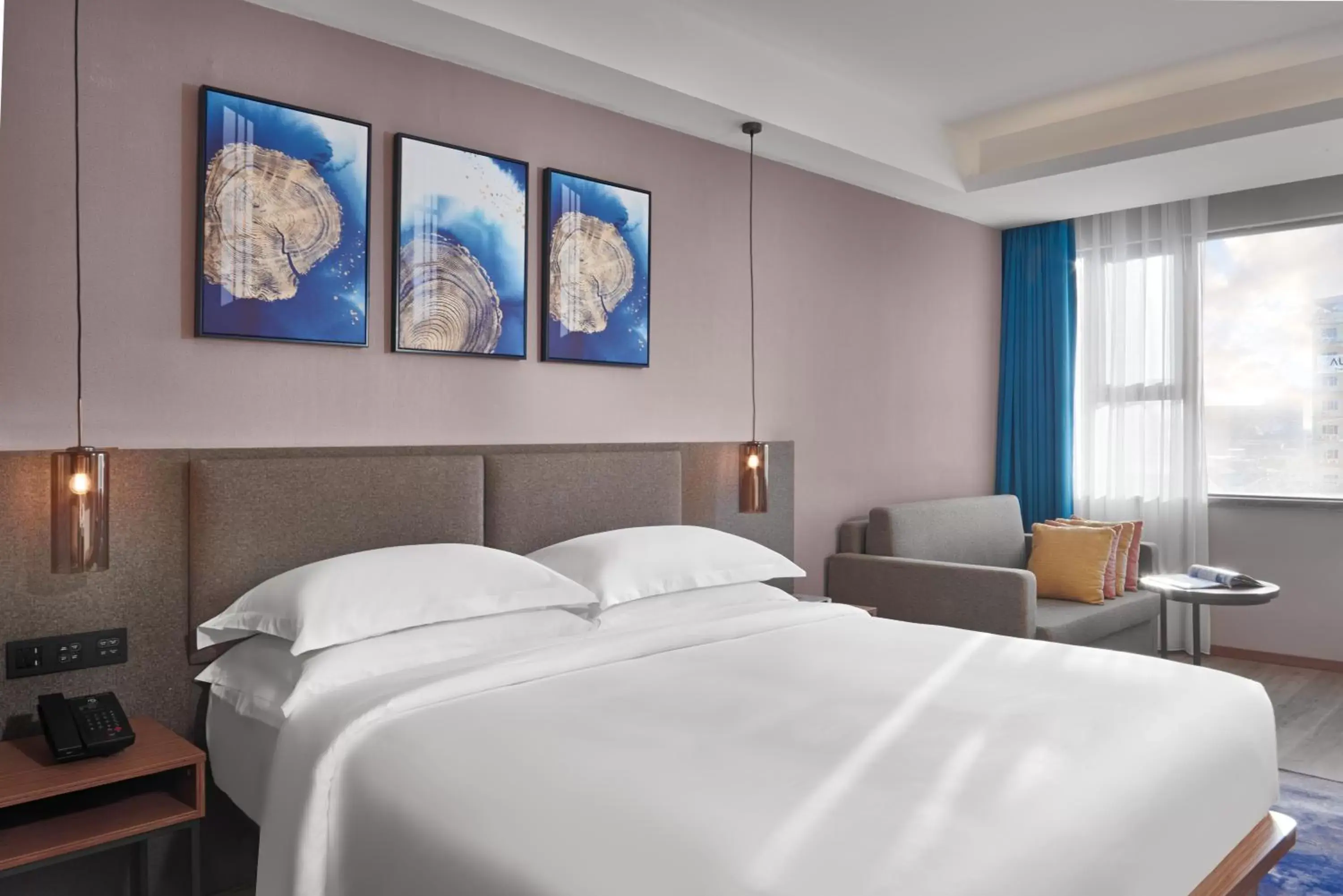 Bedroom, Bed in Aurea Central Hotel