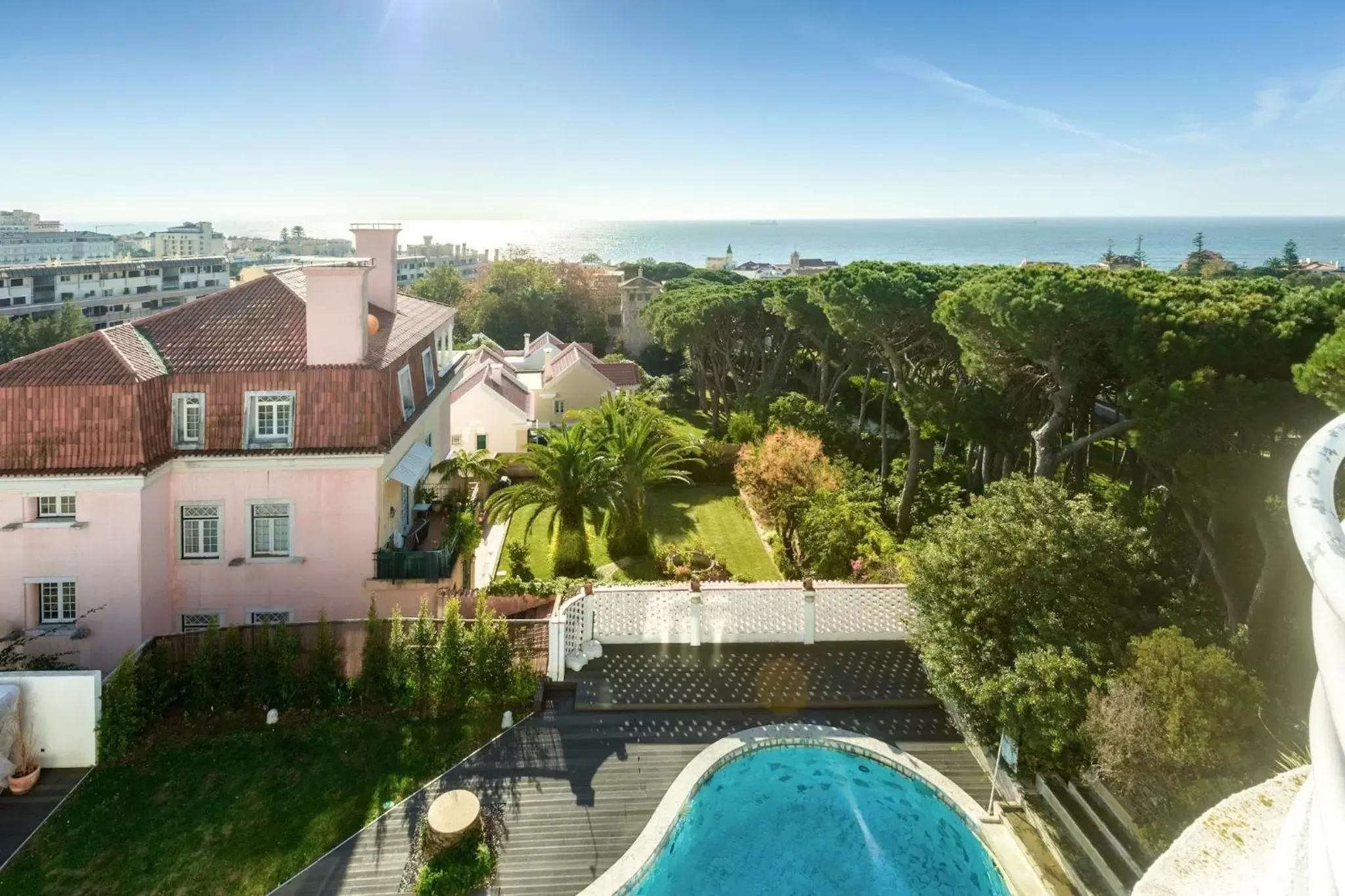 Sea view, Pool View in Amazonia Estoril Hotel