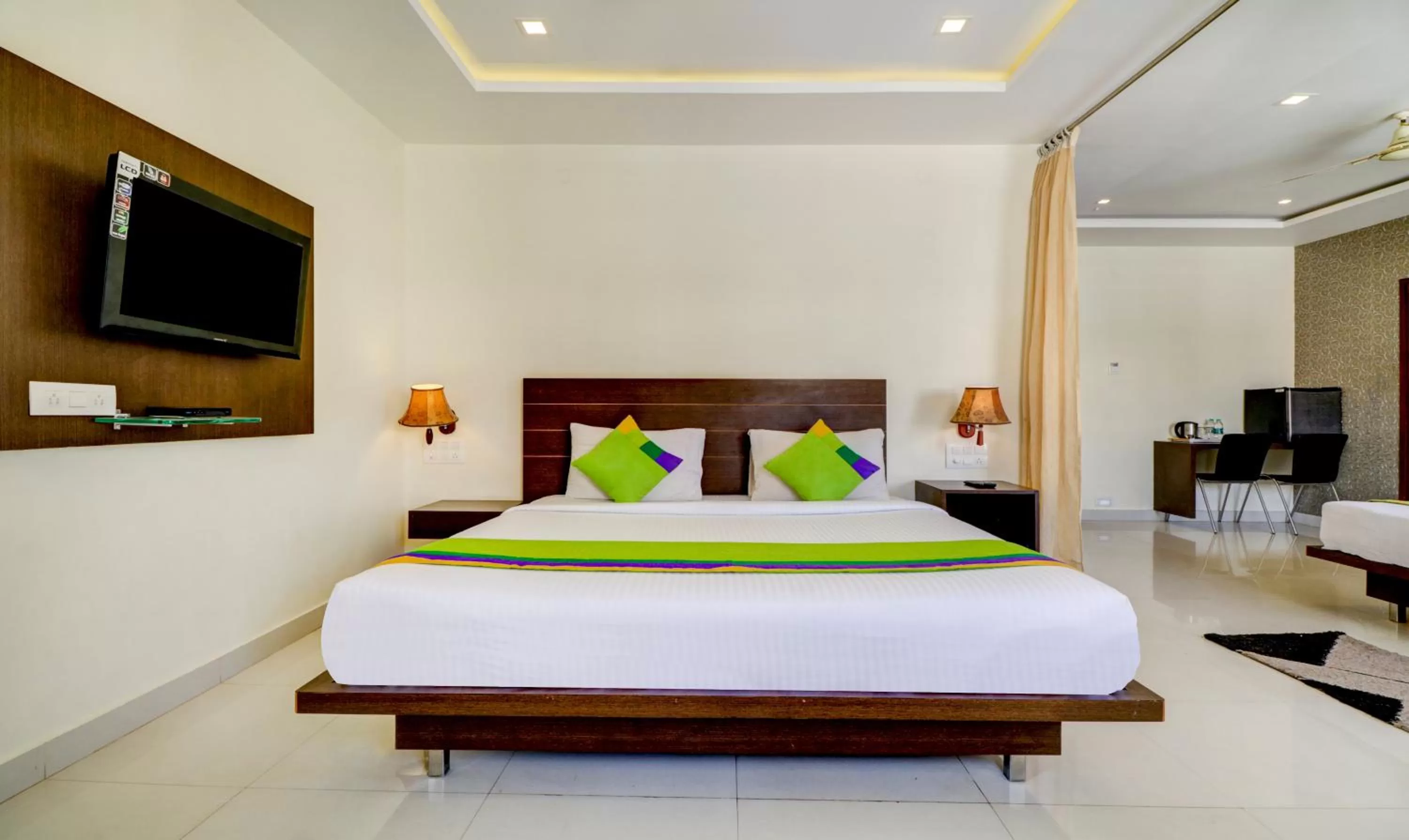 Bed in Treebo Trend Orchid MG Road