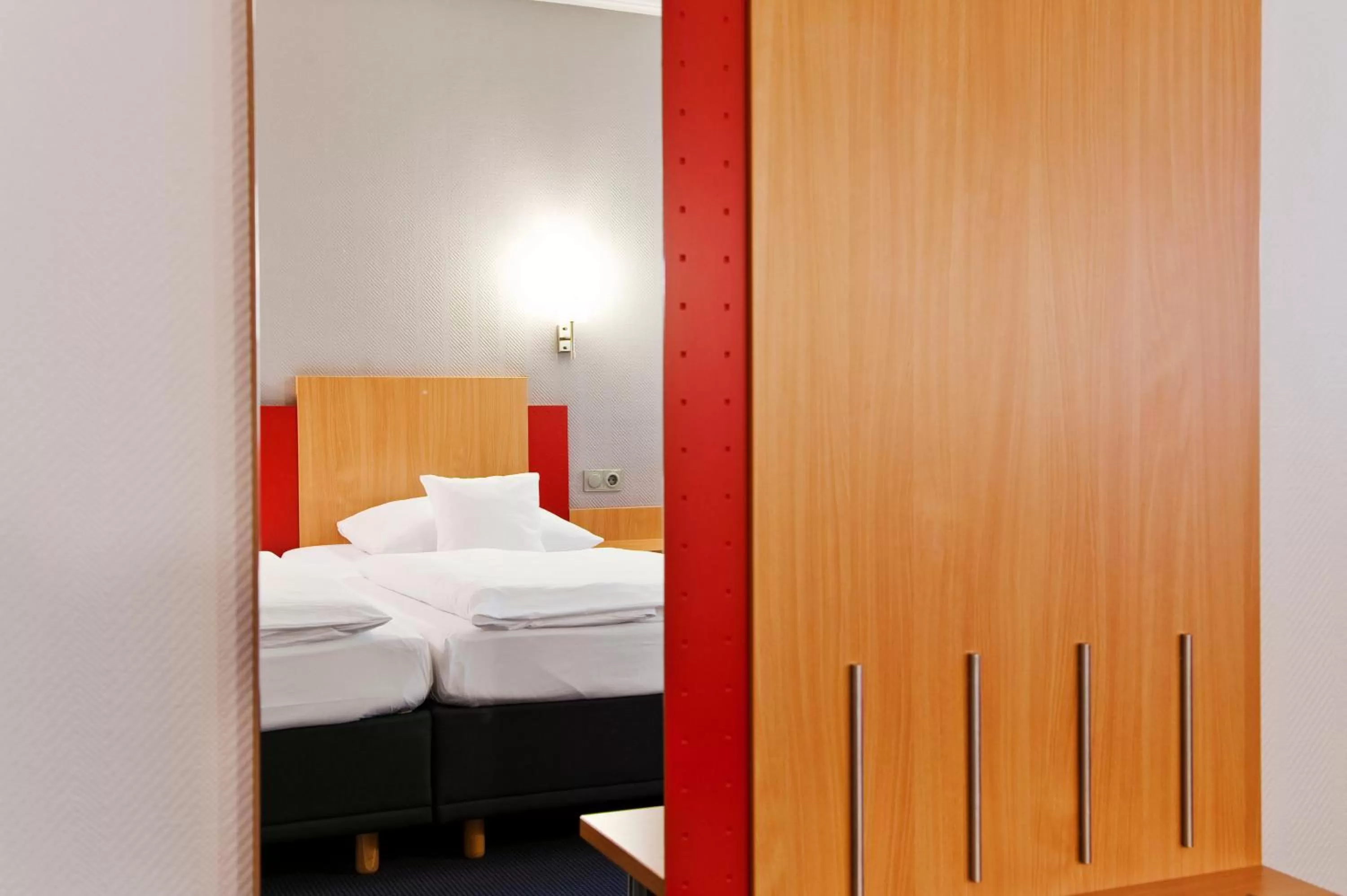 Decorative detail, Bed in Ringhotel Ahrensburg