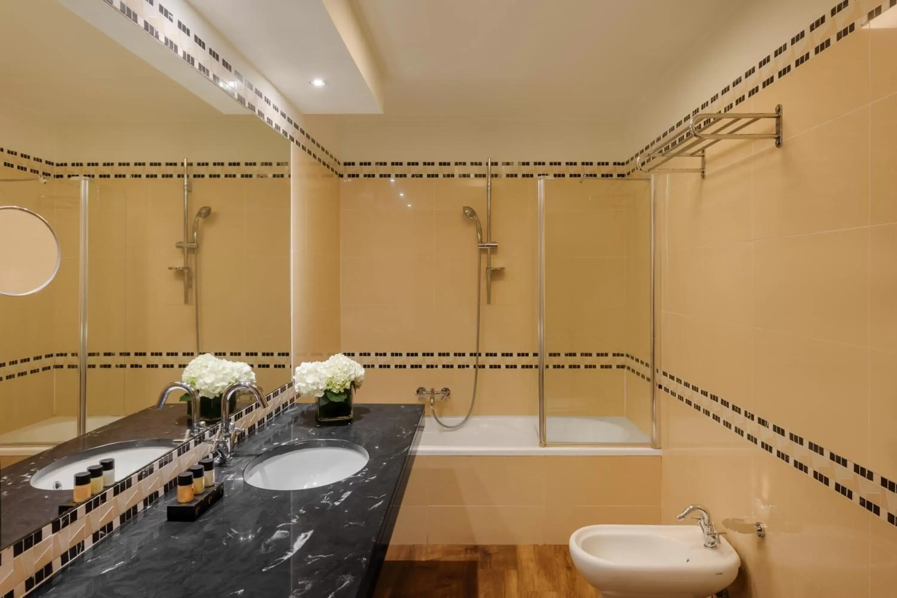 Bathroom in Hotel Dei Cavalieri Milano Duomo
