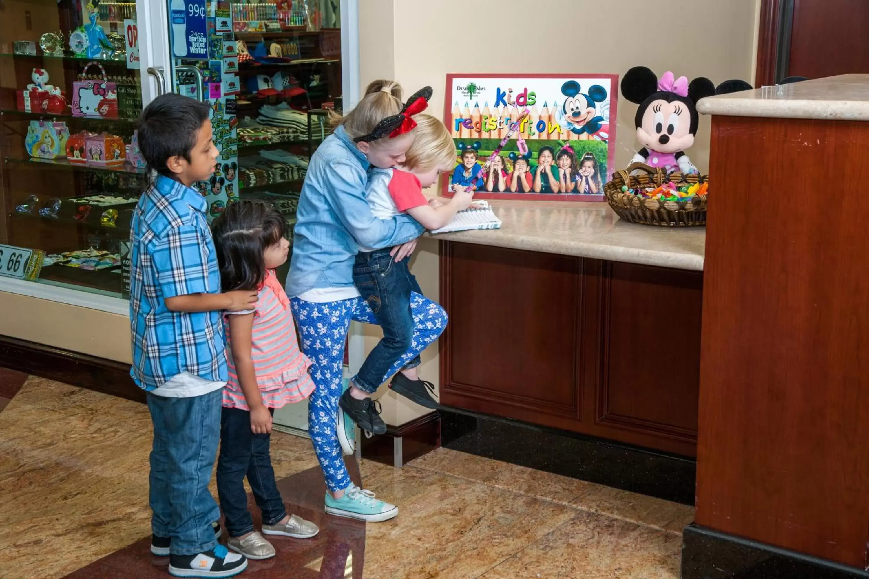 Lobby or reception, Guests in Desert Palms Hotel & Suites Anaheim Resort