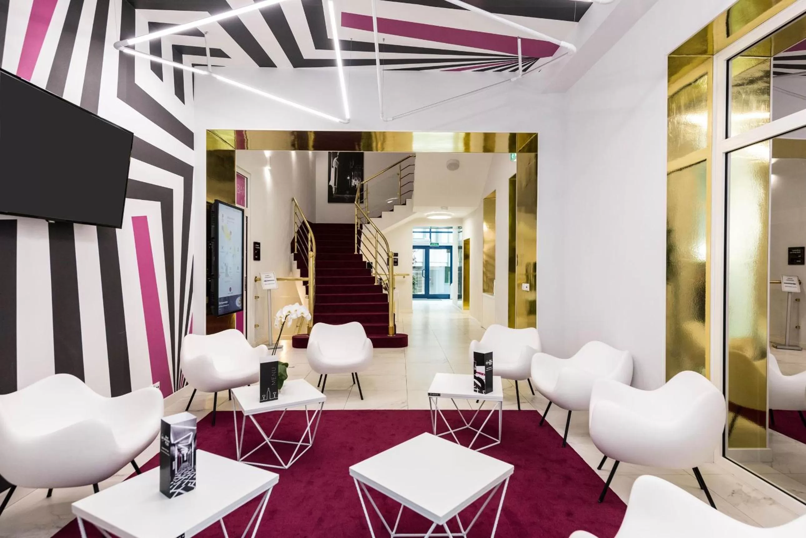 Lobby or reception in Best Western Plus Krakow Old Town