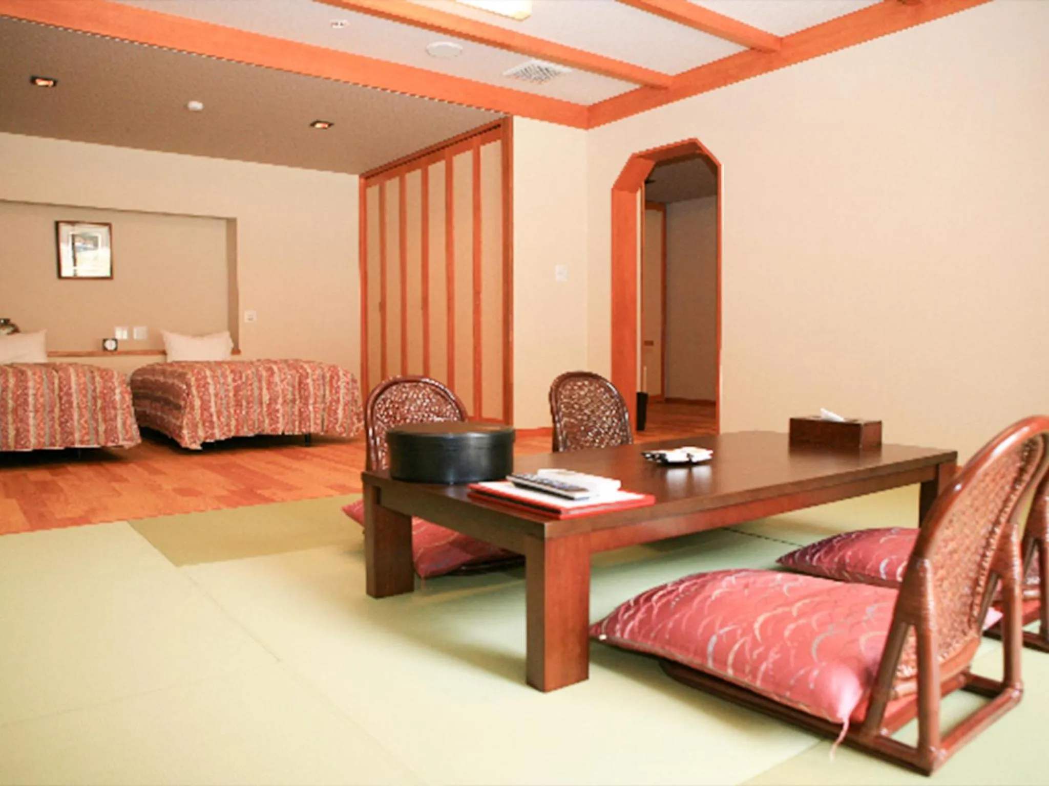 Photo of the whole room, Bed in Suikoen