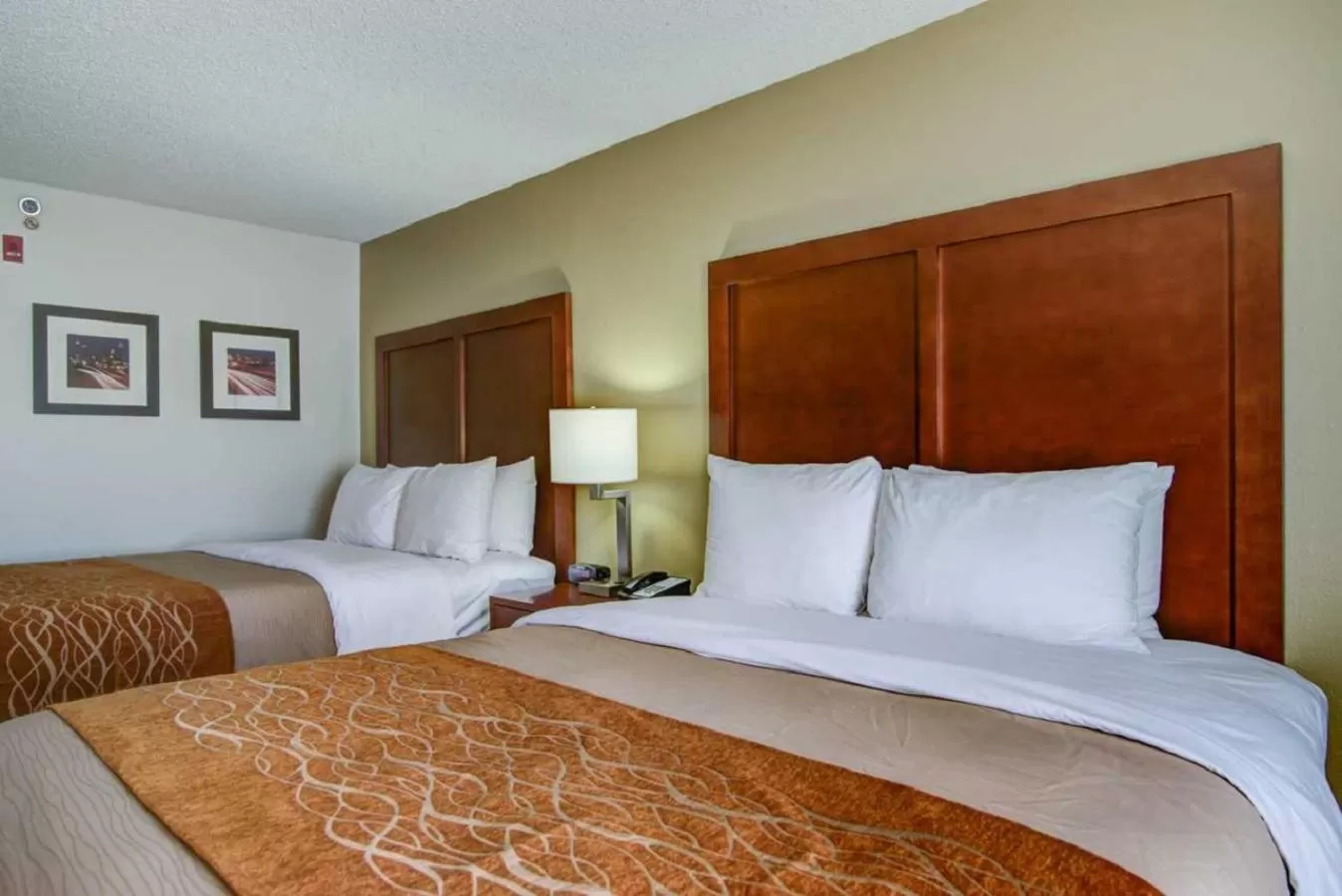 Bedroom, Bed in Comfort Inn Kennesaw