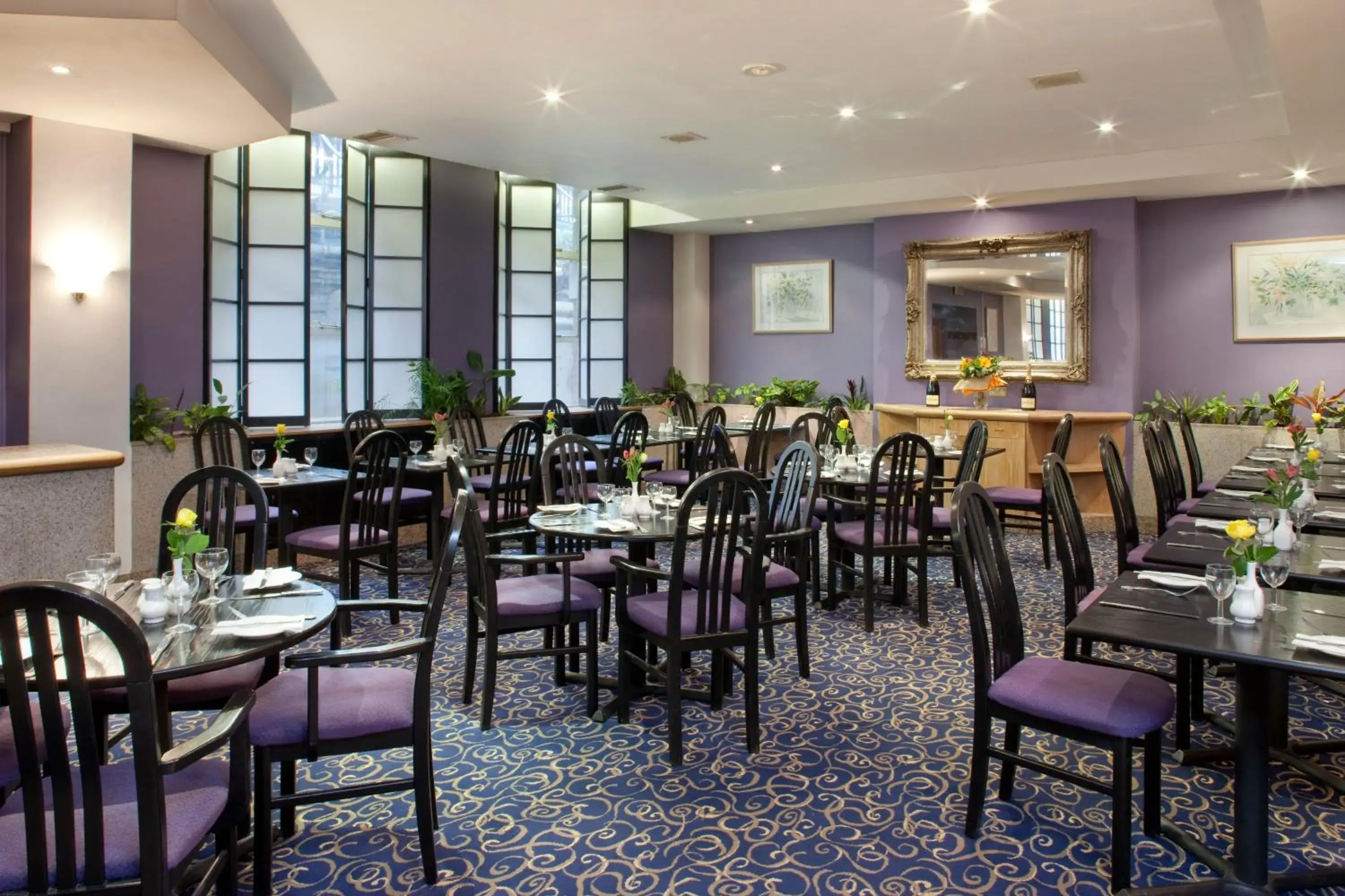 Restaurant/Places to Eat in Holiday Inn London Oxford Circus, an IHG Hotel