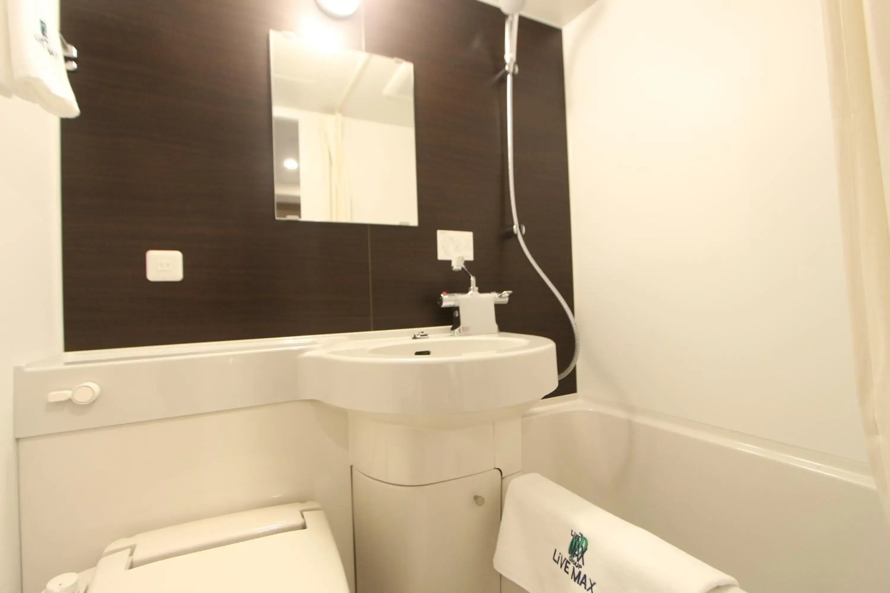 Shower, Bathroom in HOTEL LiVEMAX Higashi Ginza