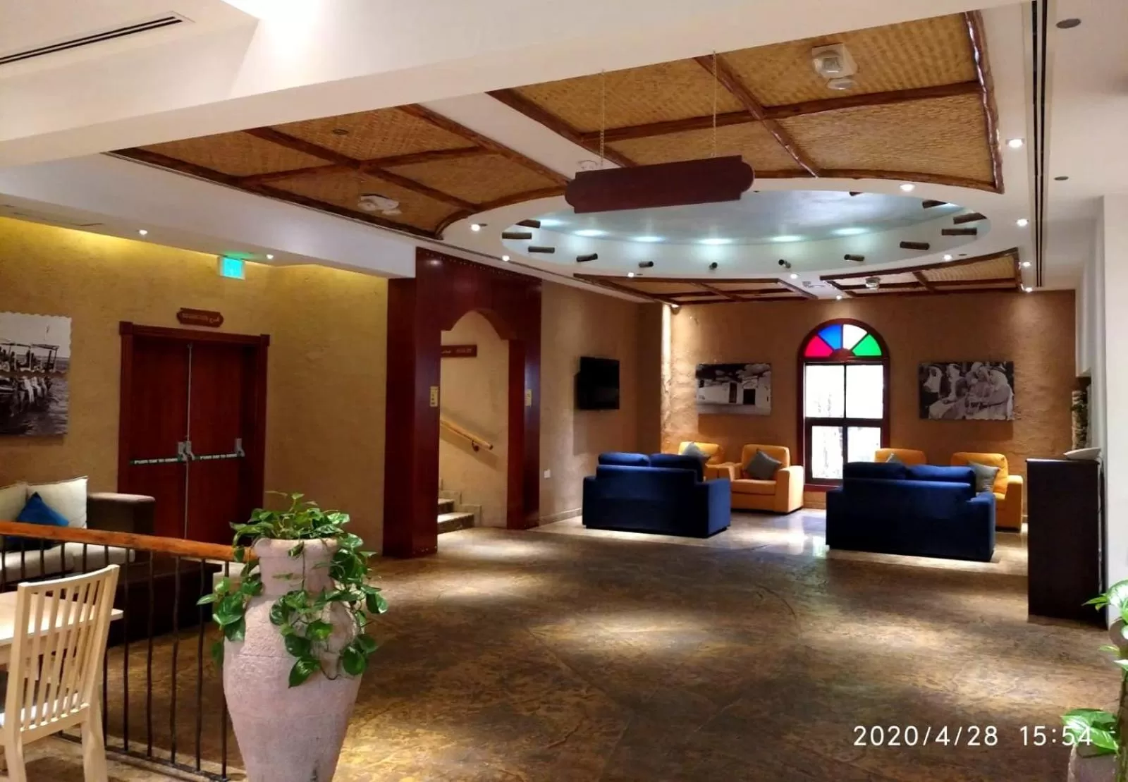 Lobby or reception in Al Liwan Suites Rawdat Al Khail