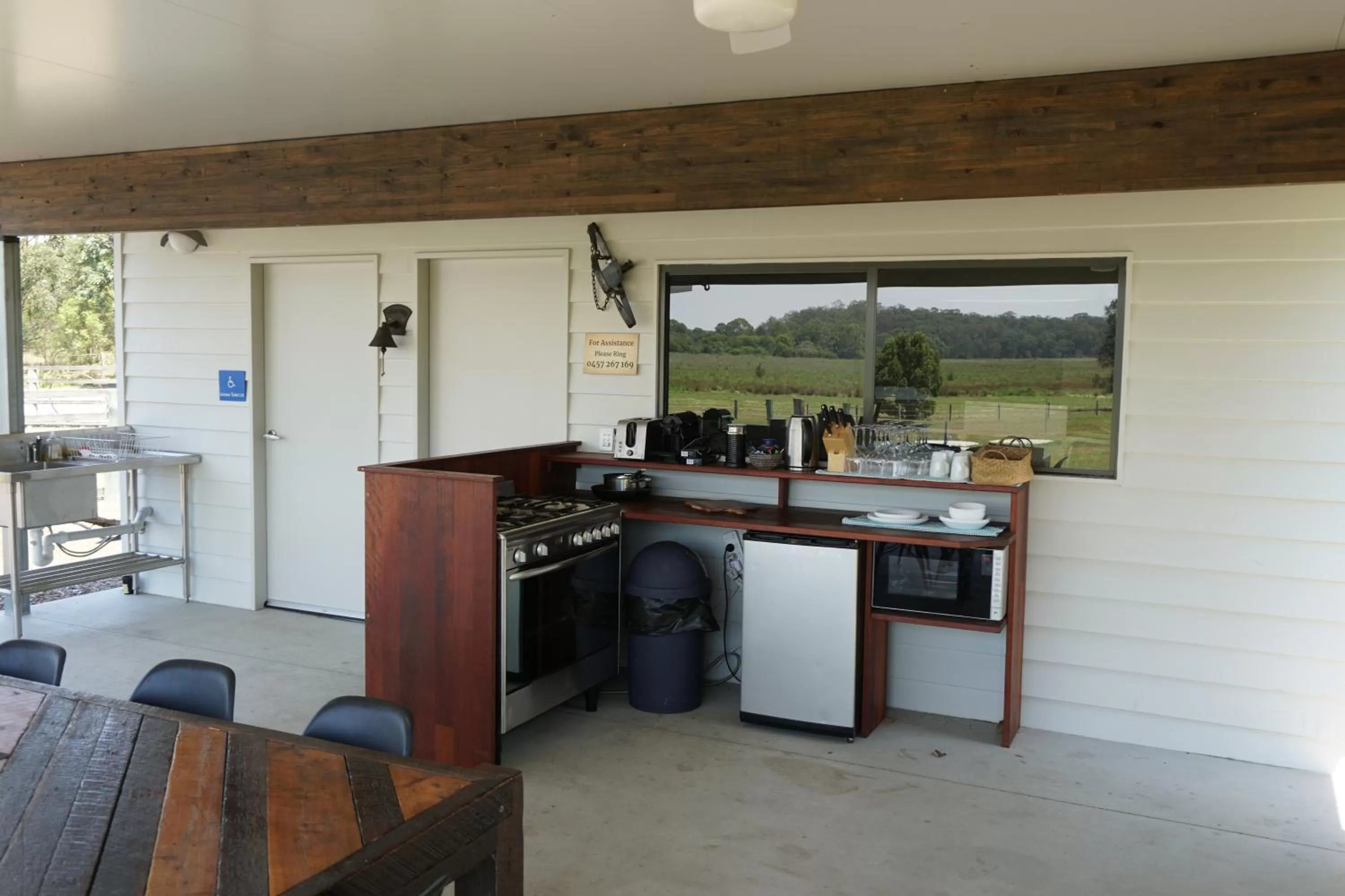 BBQ facilities in Narangba Motel (formerly Brisbane North B&B and Winery)