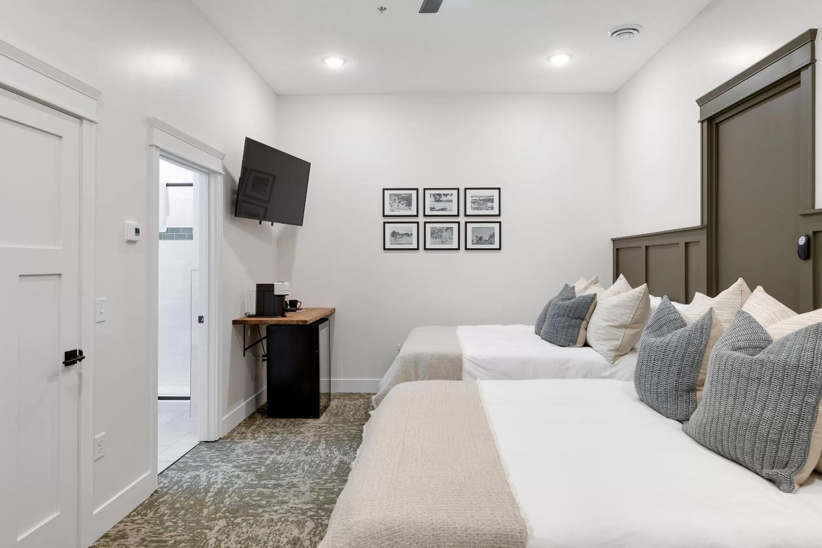 Bed in Balsam Lake Lodge