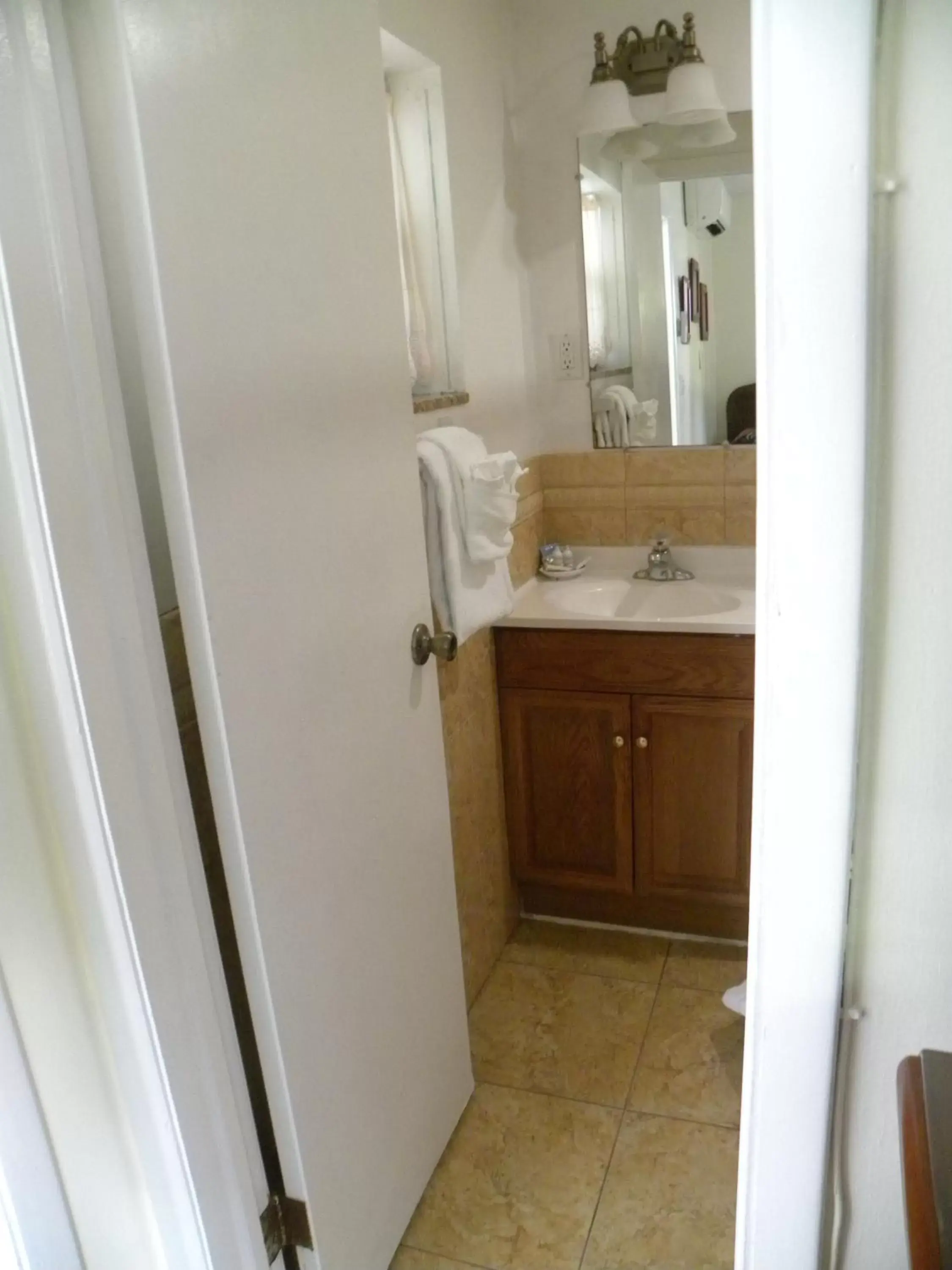 Bathroom in Rock Reef Resort