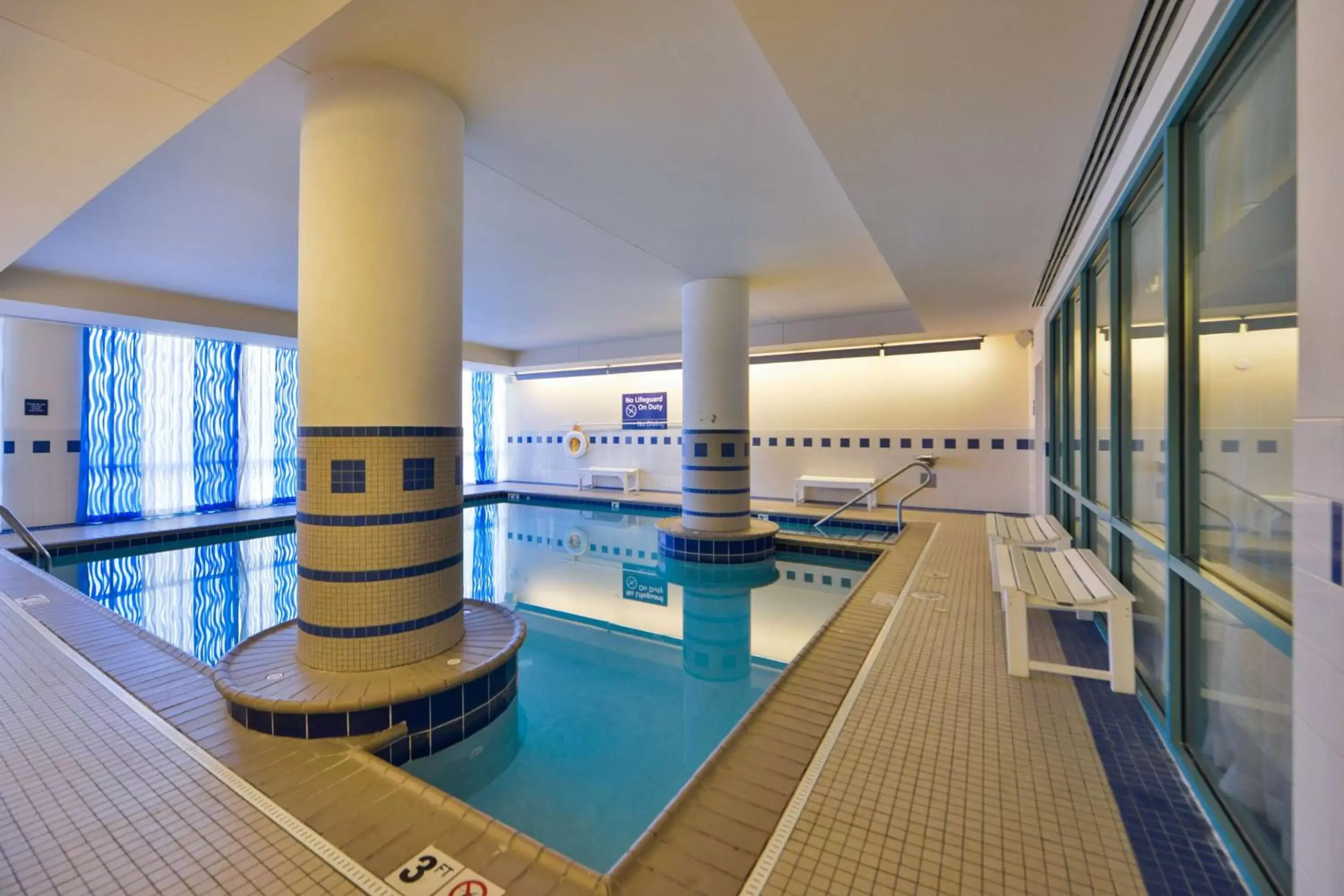 Pool view, Swimming Pool in Hampton Inn Virginia Beach-Oceanfront South