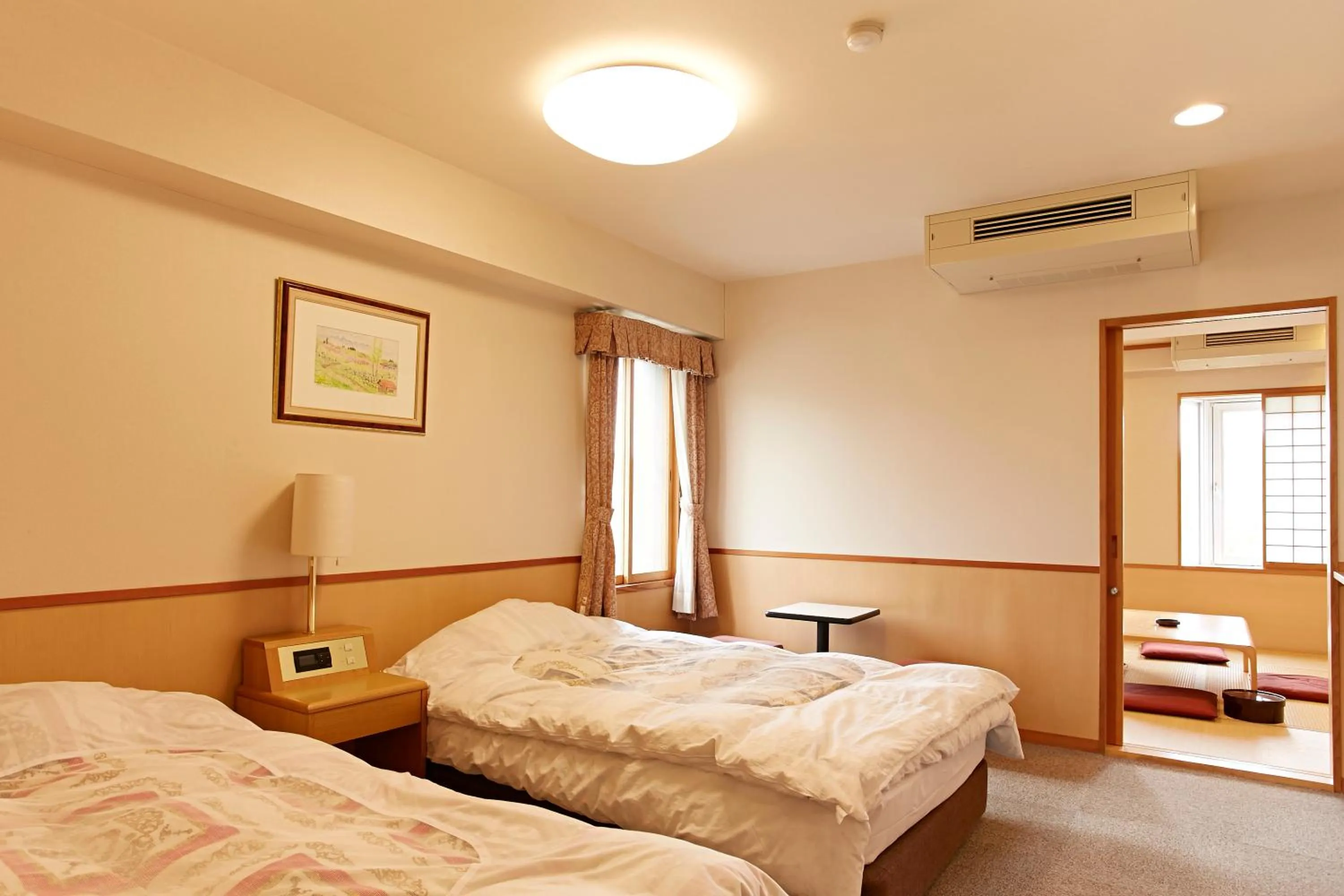 Photo of the whole room, Bed in Shiga Lake Hotel