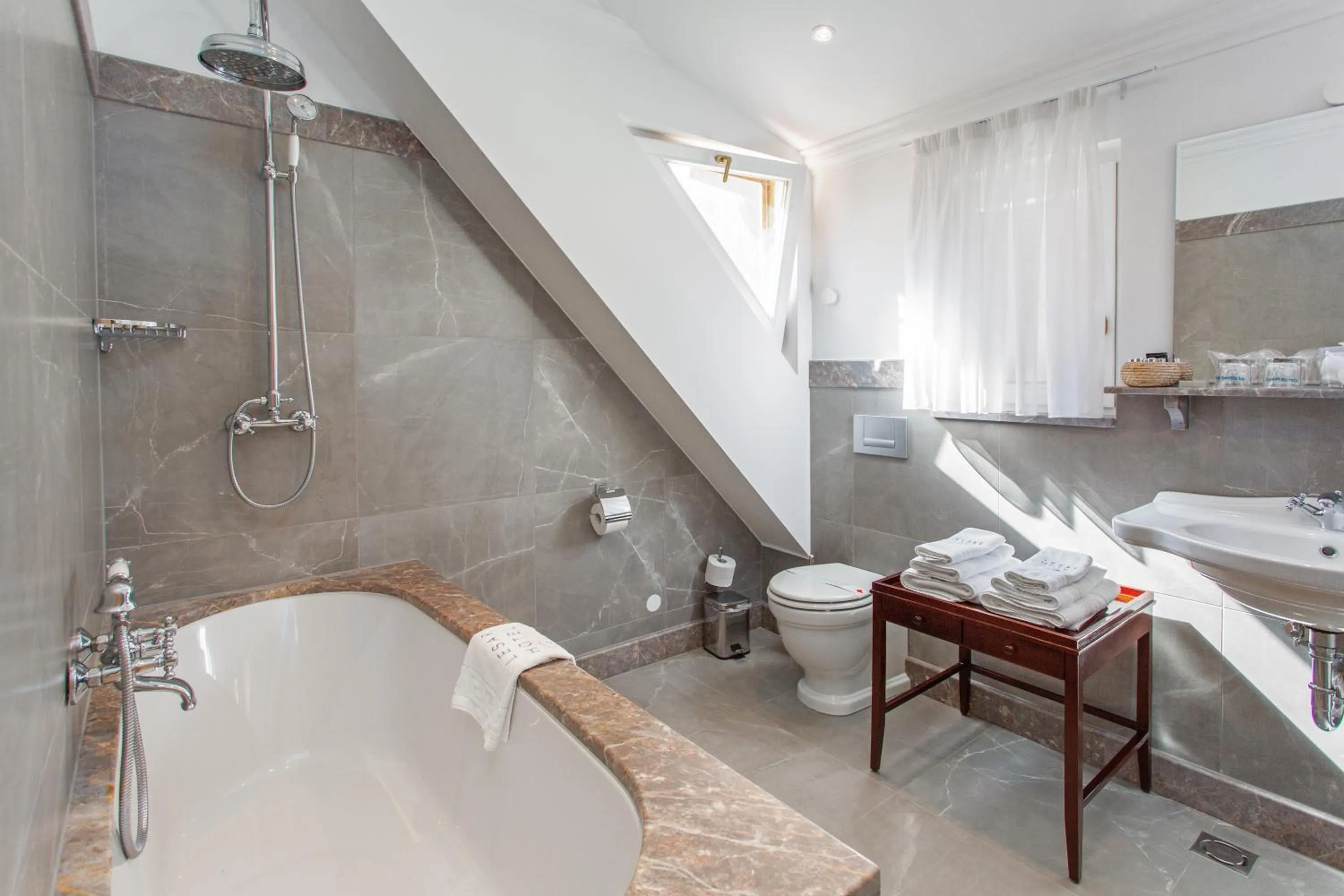 Lesar Hotel Angel - Member of Hip Hotels