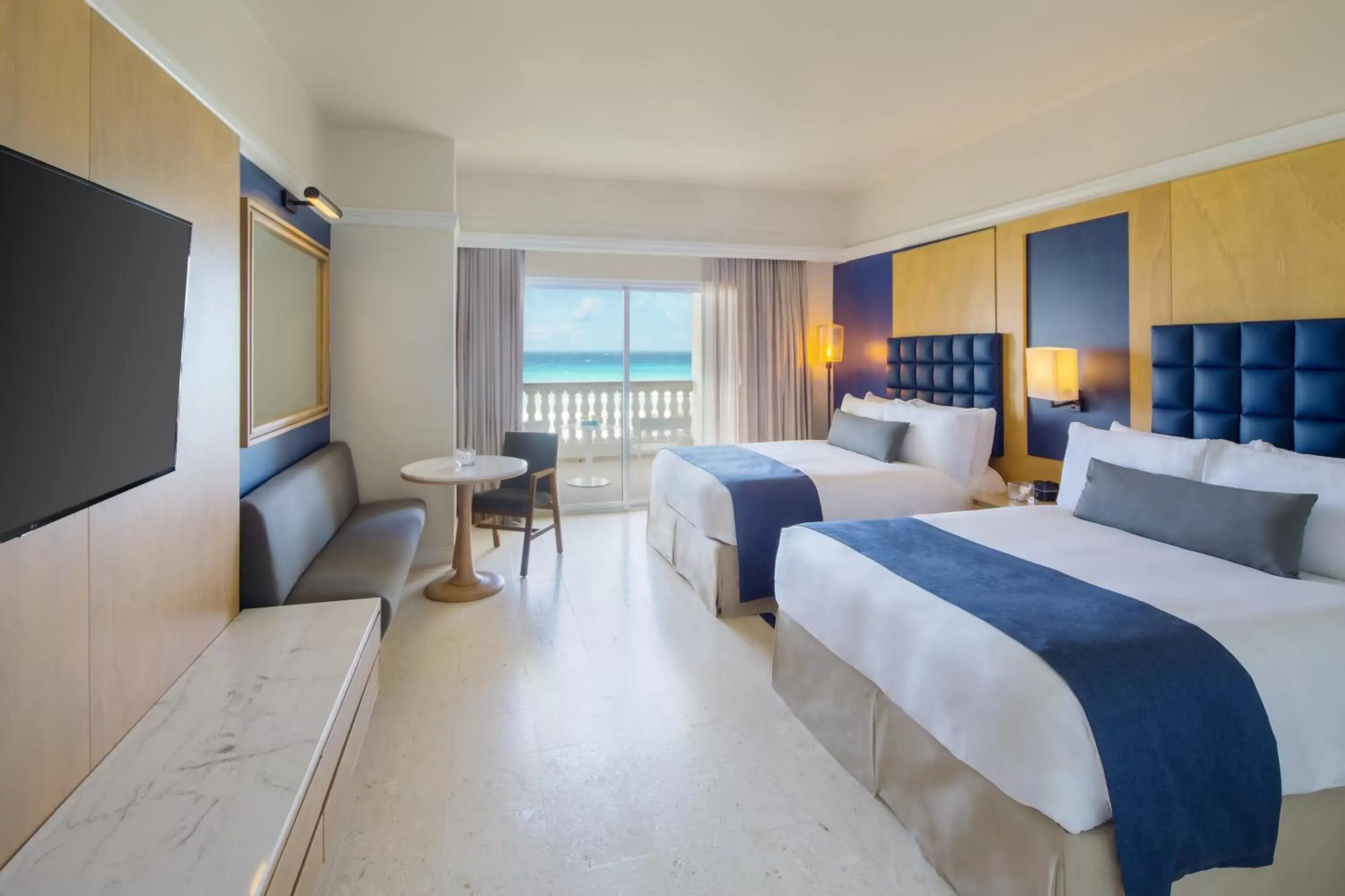 Double Room - Oceanfront in Hyatt Zilara Rose Hall Adults Only - All Inclusive