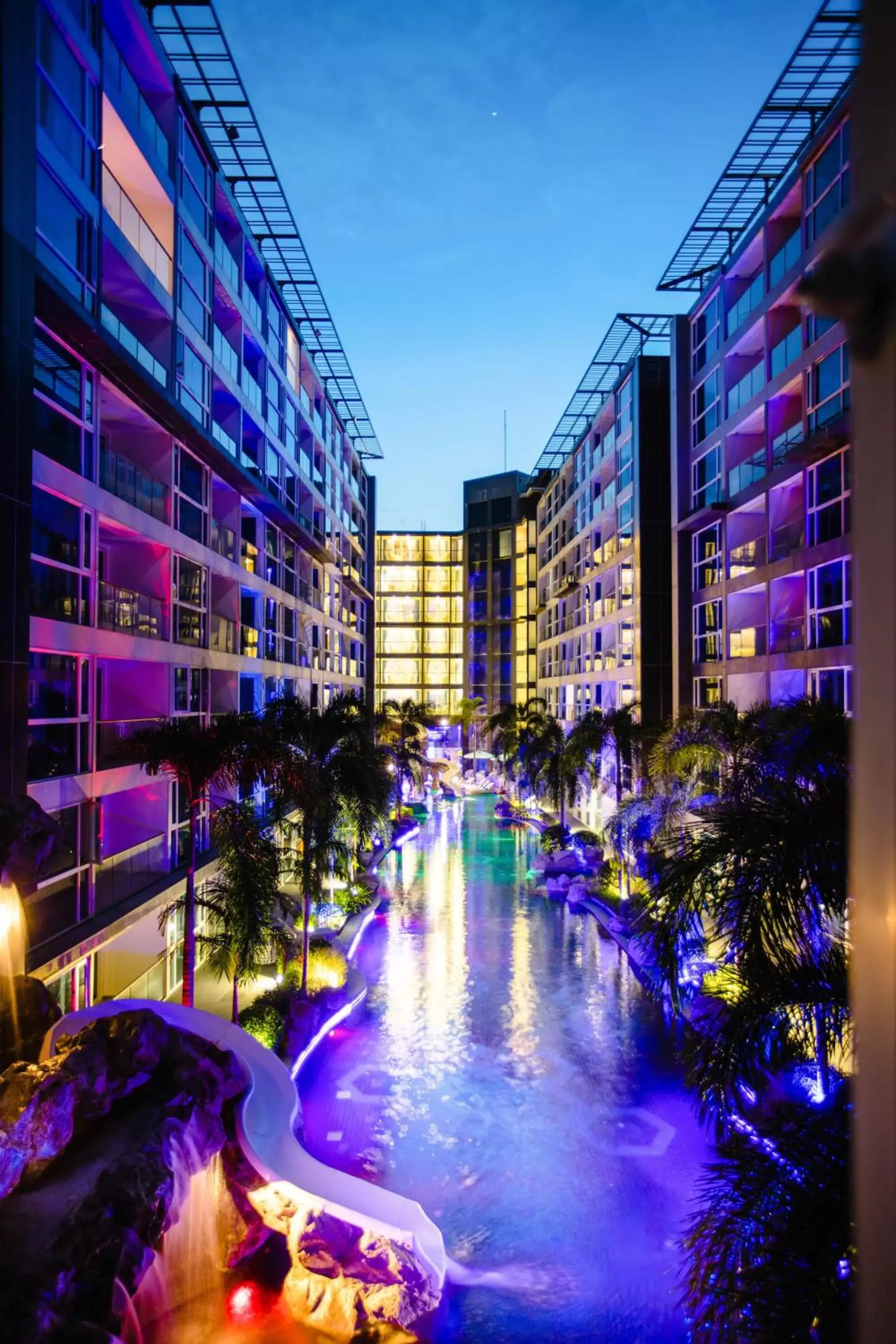 Swimming Pool in Centara Azure Hotel Pattaya