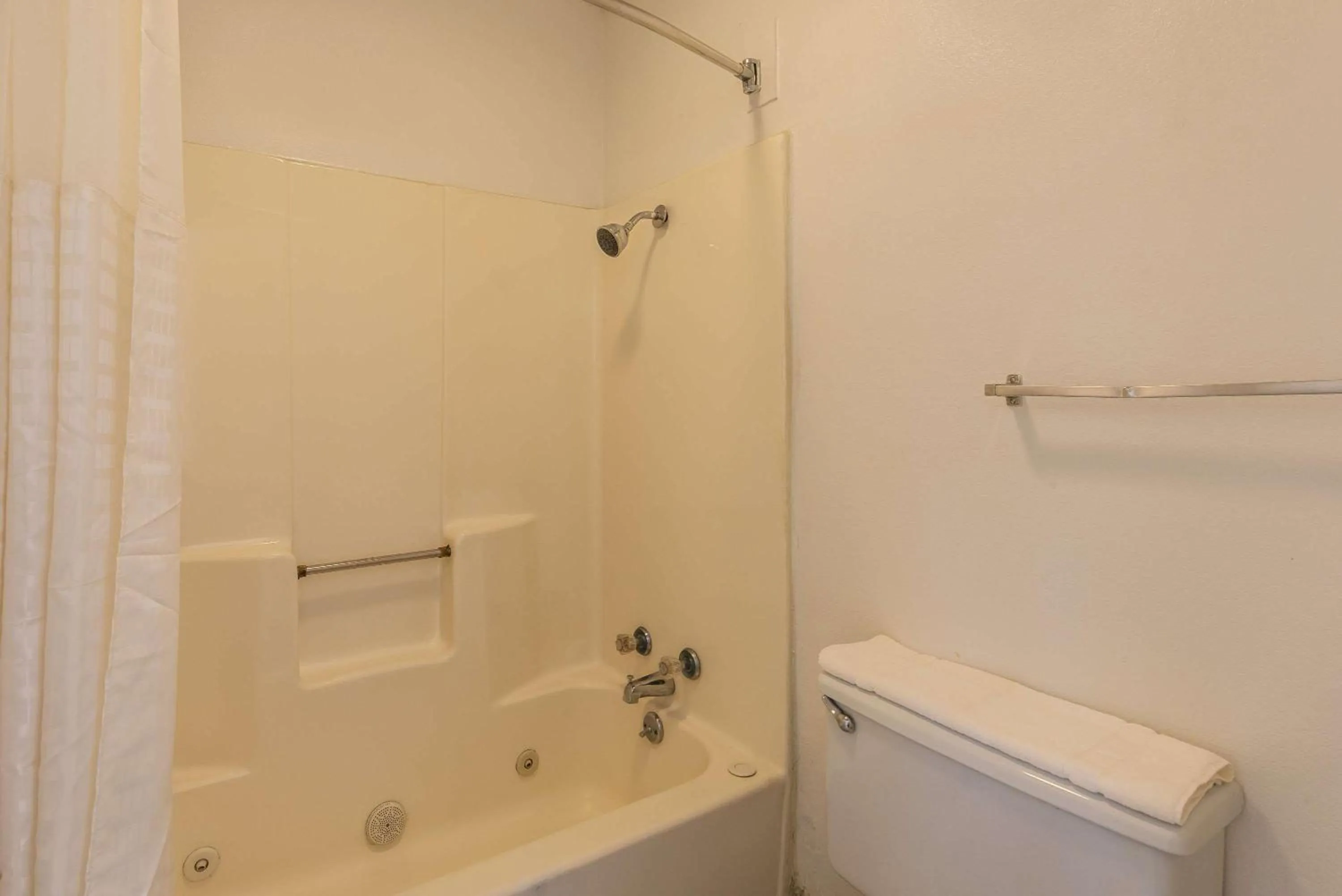 On site in Super 8 by Wyndham Eastland