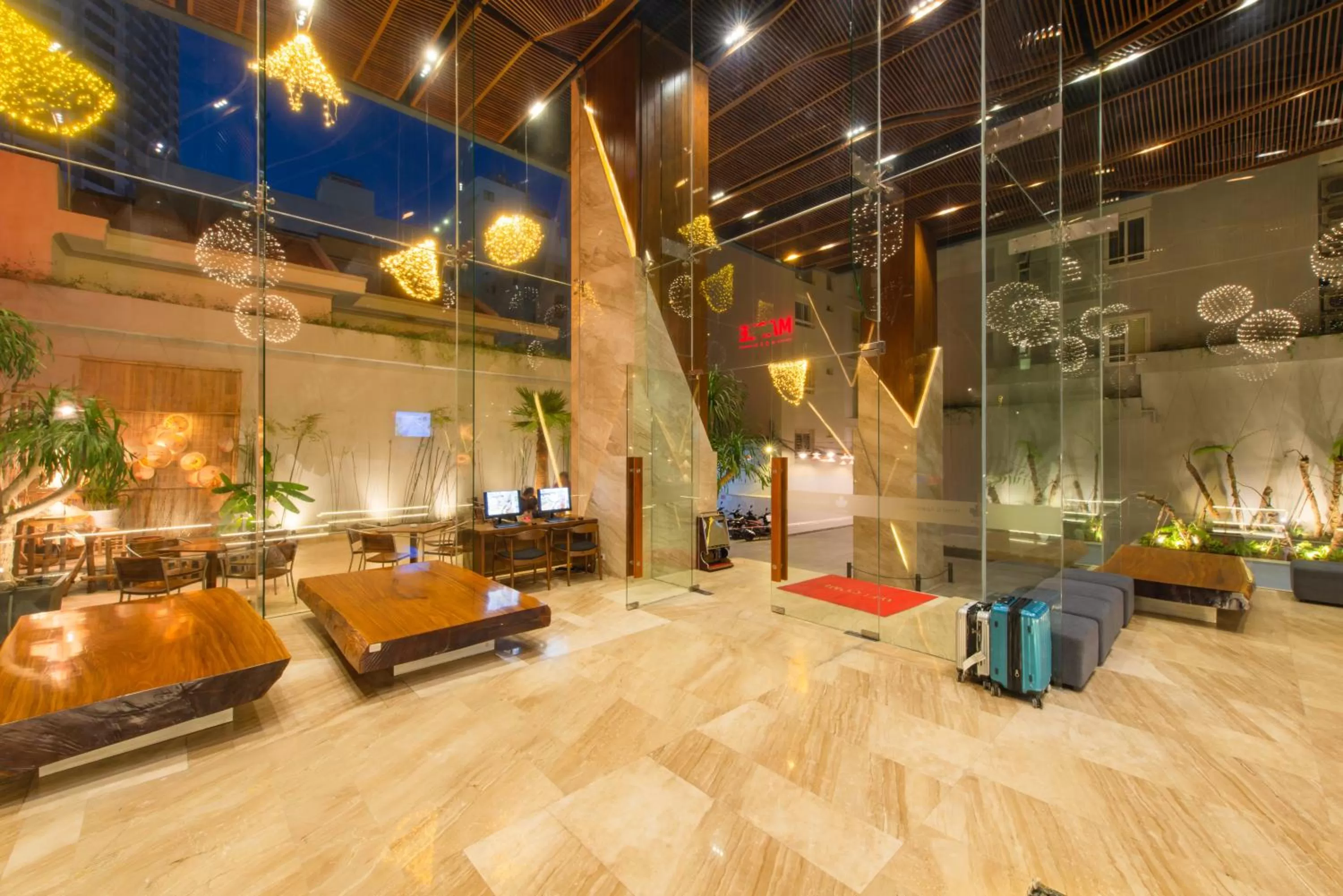 Seating area in Maple Hotel & Apartment