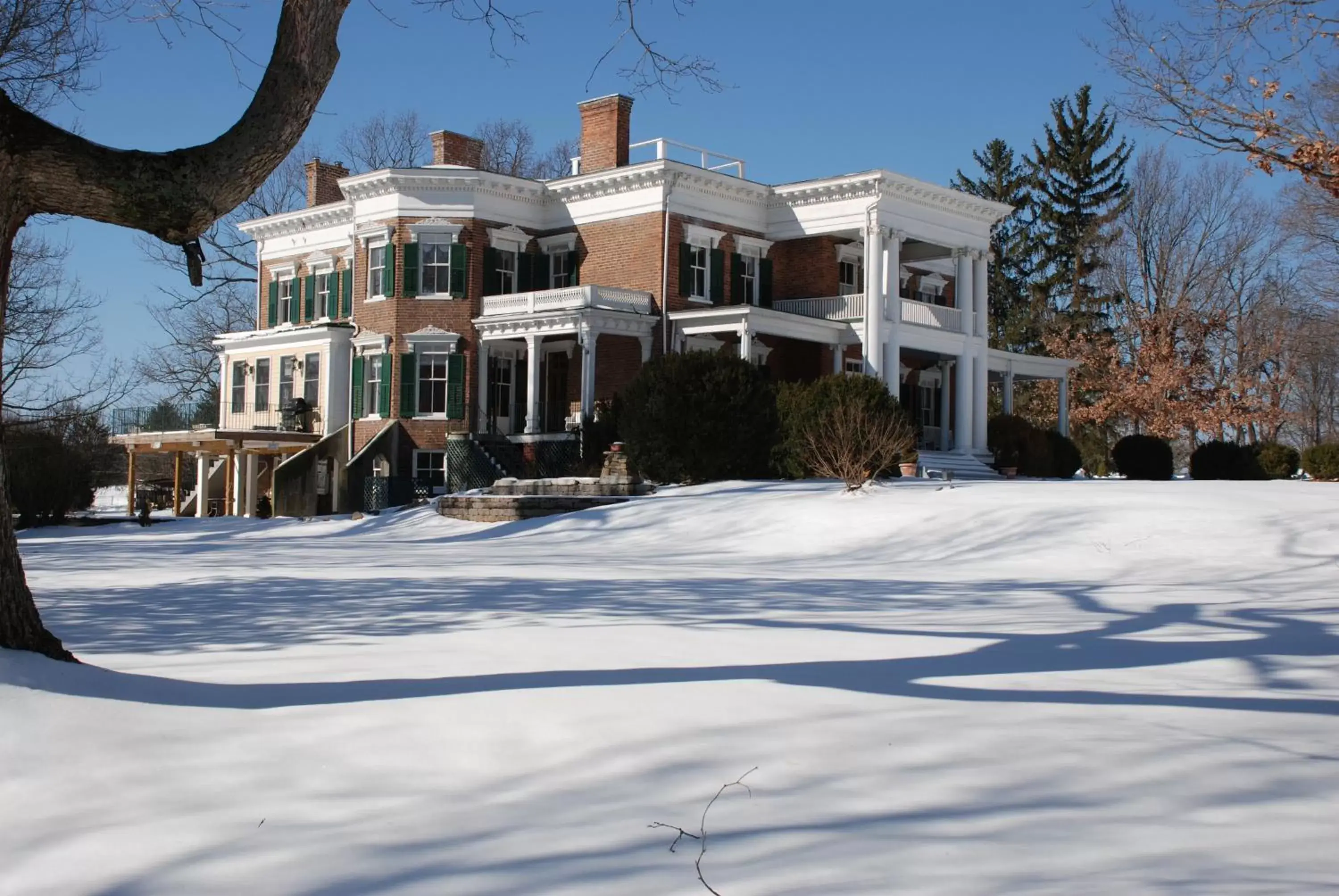 Property Building in Rockwood Manor Bed & Breakfast