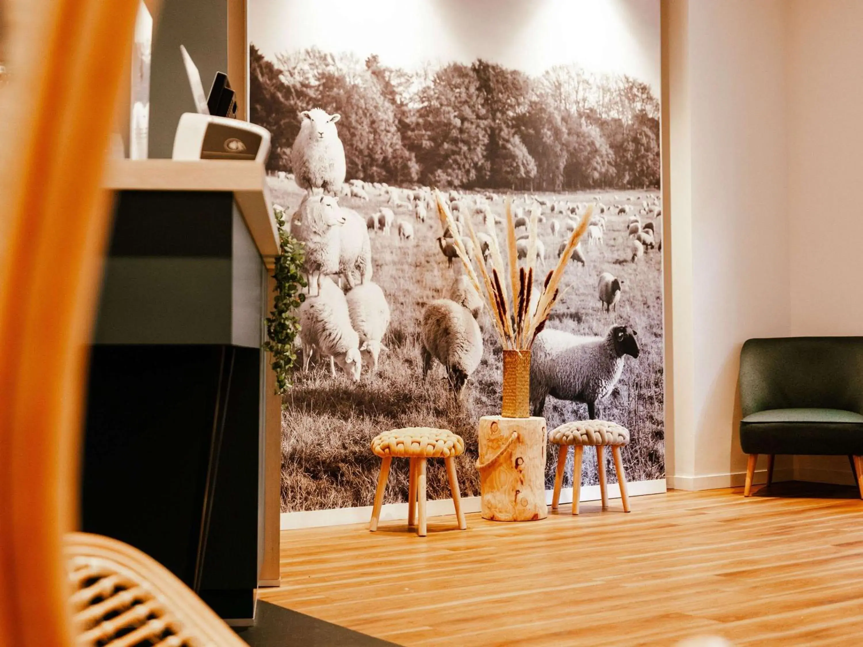 Lobby or reception, Seating Area in ibis Styles Luxembourg Centre Gare