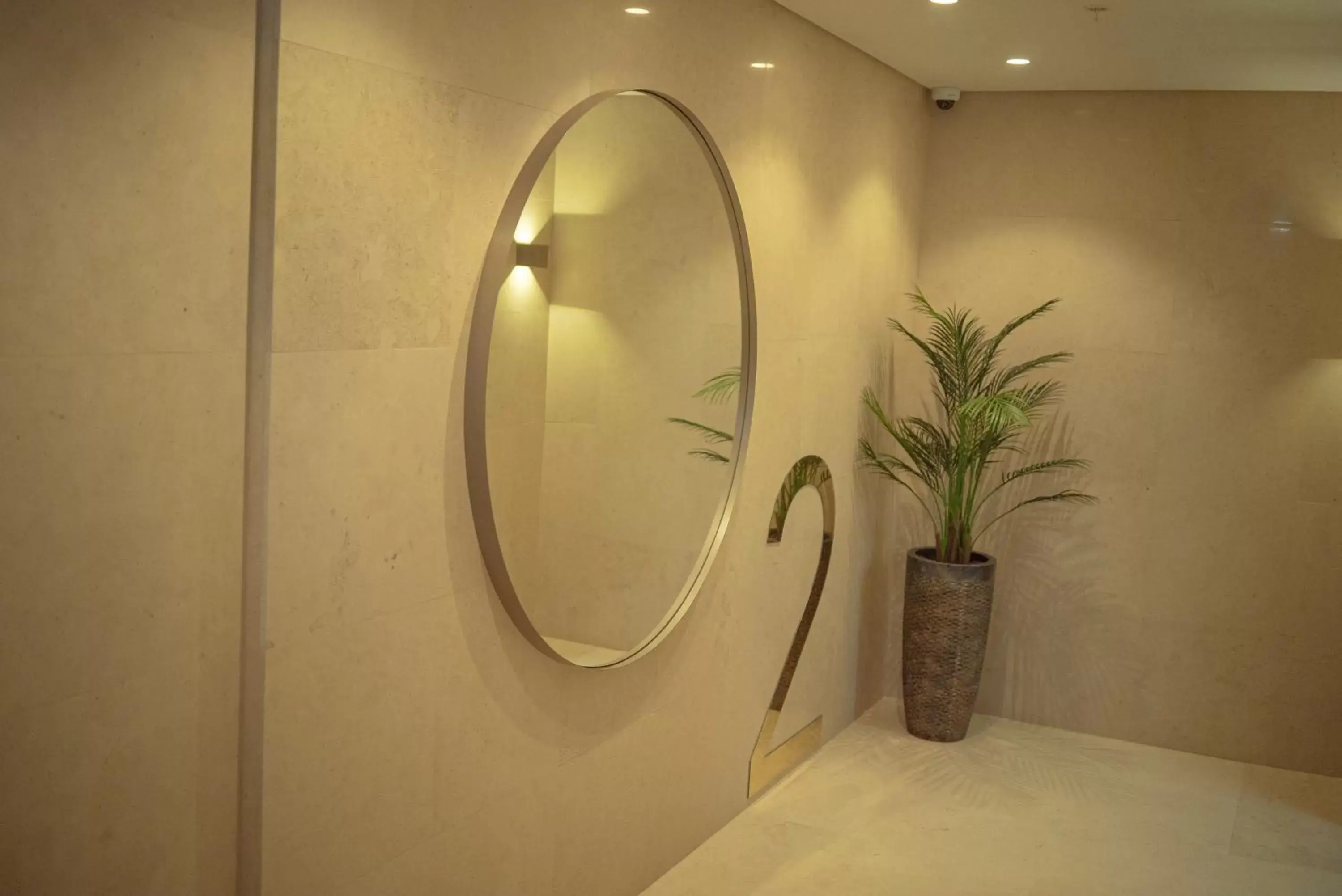 Property building, Bathroom in MASA Hotel & Spa Campo Grande Collection