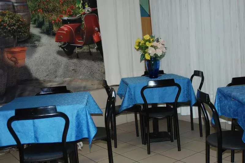Lounge or bar, Restaurant/Places to Eat in Hotel Tuscolano