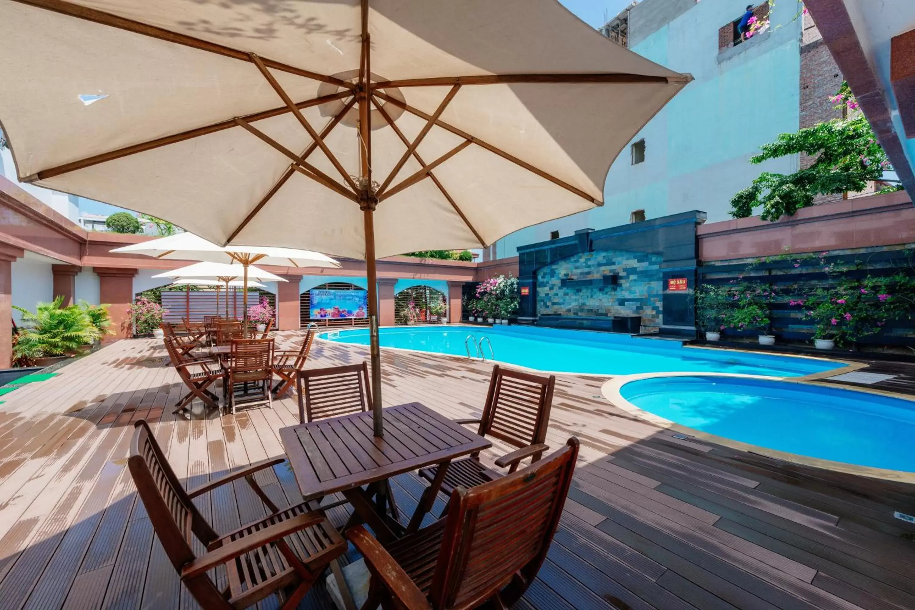 Patio, Swimming Pool in Lao Cai Star Hotel