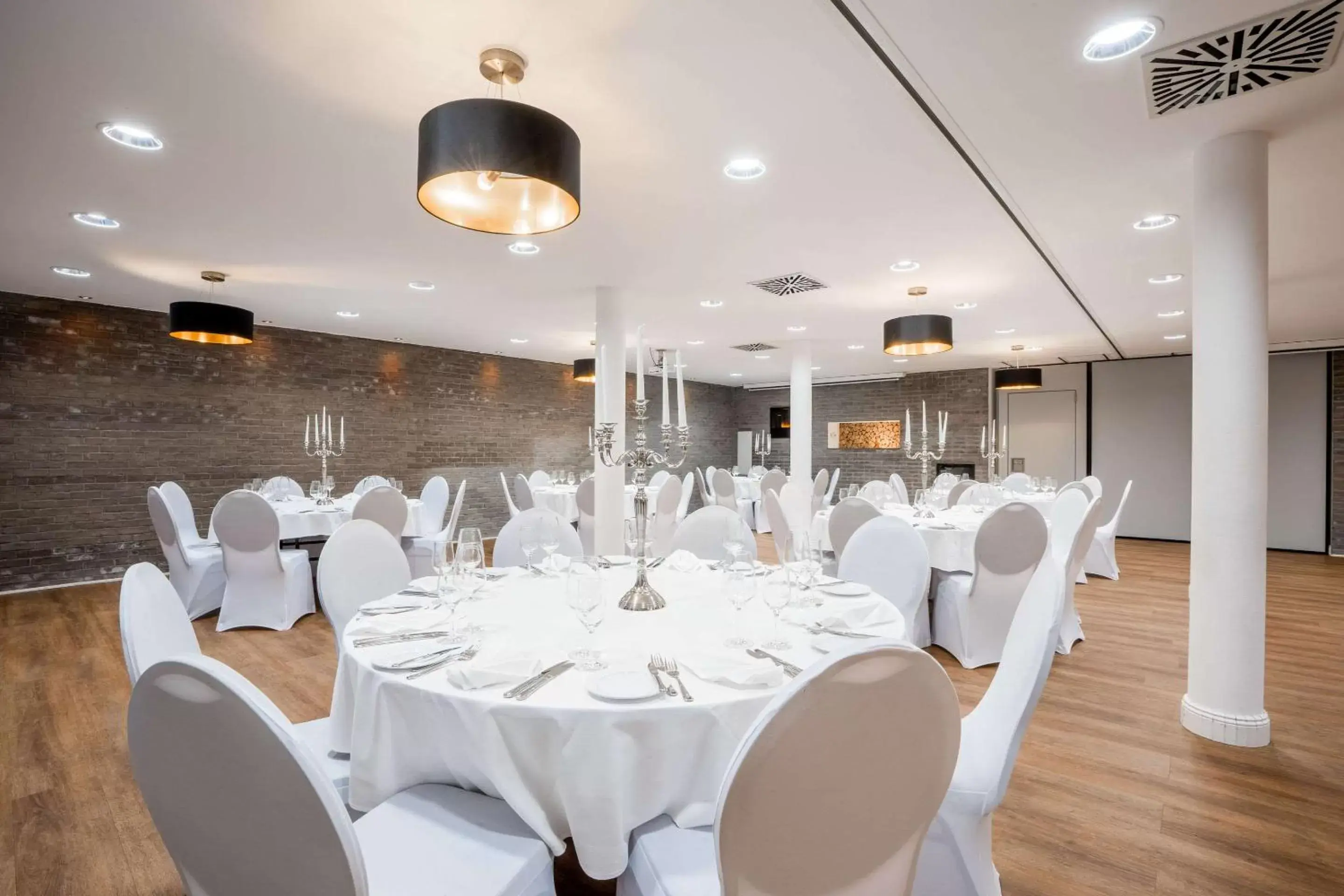On site, Banquet Facilities in Quality Hotel & Suites Muenchen Messe