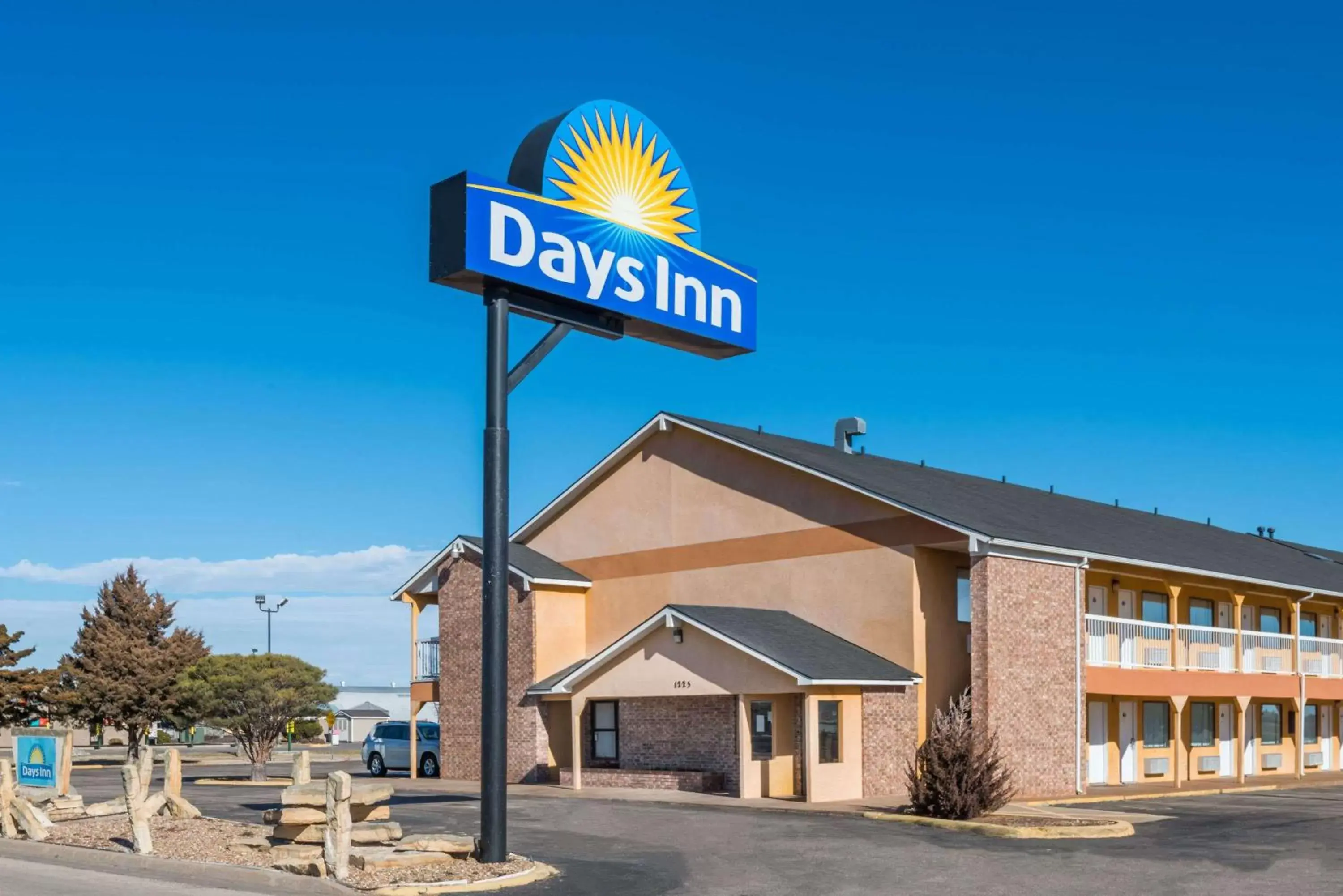 Property building in Days Inn by Wyndham Russell