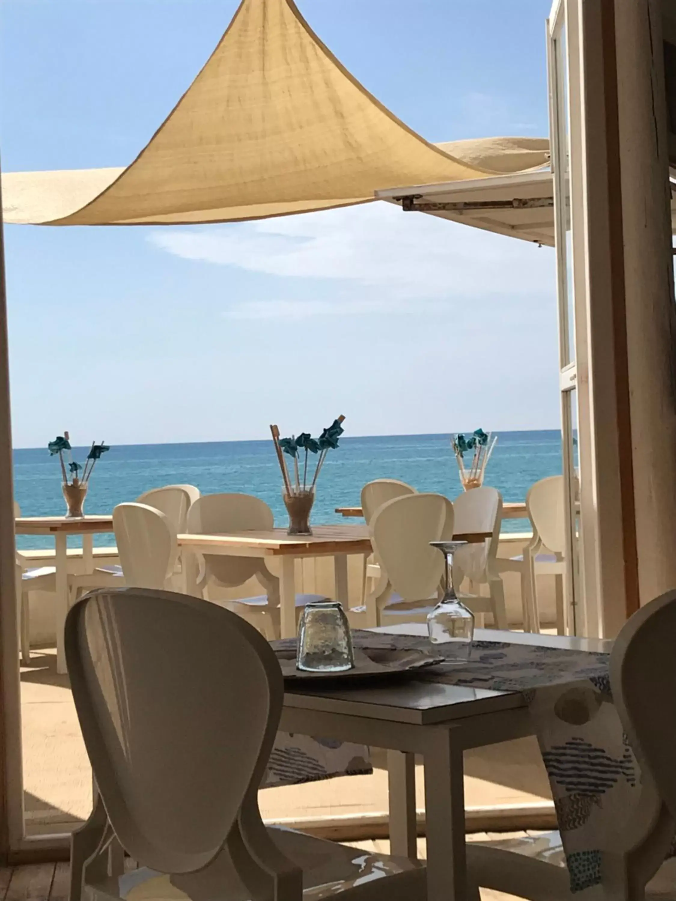 Beach, Restaurant/Places to Eat in Le Maestranze Deluxe Rooms