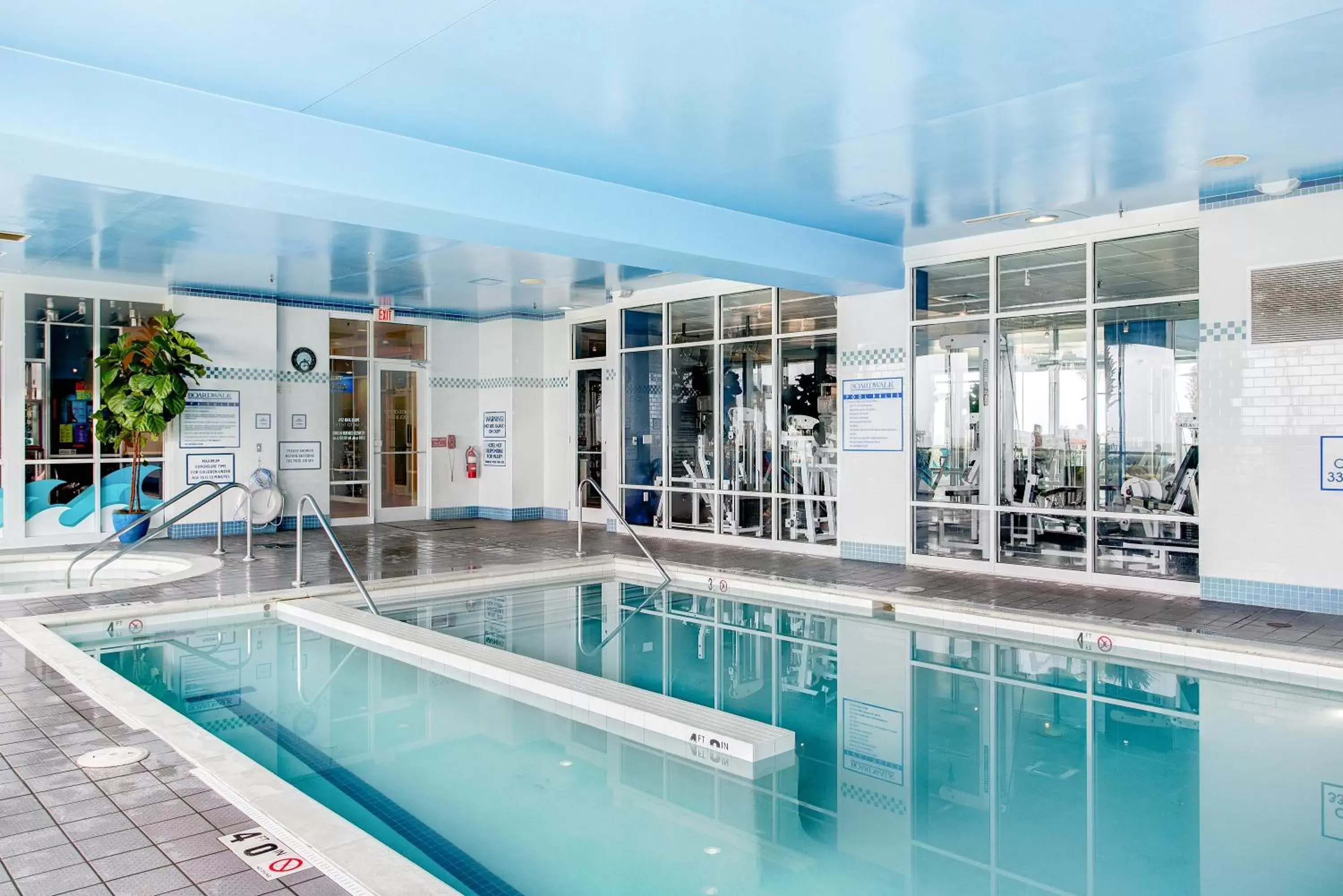 Swimming pool in Boardwalk Resort and Villas Swimming pool in Boardwalk Resort and Villas