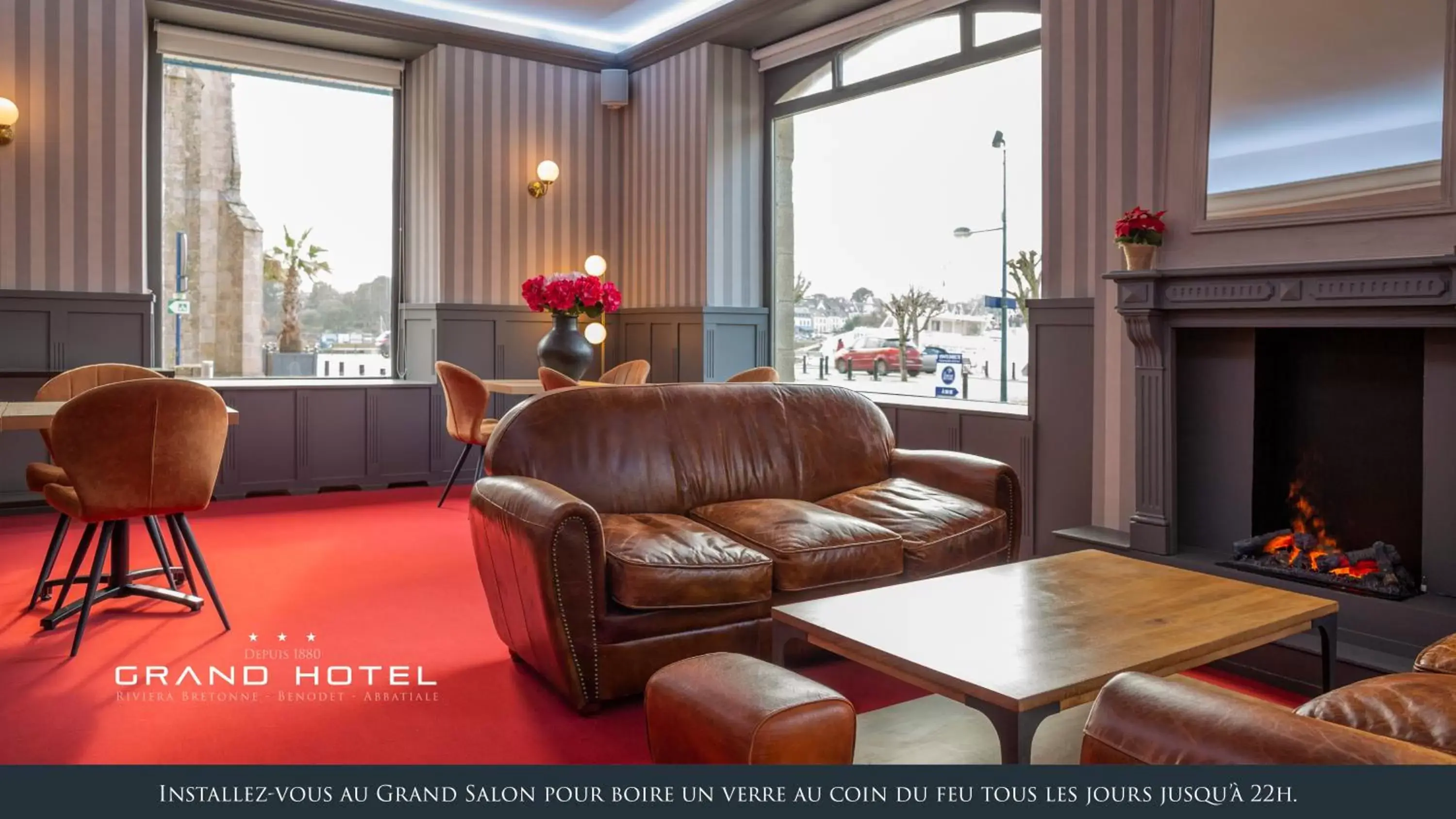 Seating Area in Grand Hôtel Bénodet Abbatiale Riviera Bretonne