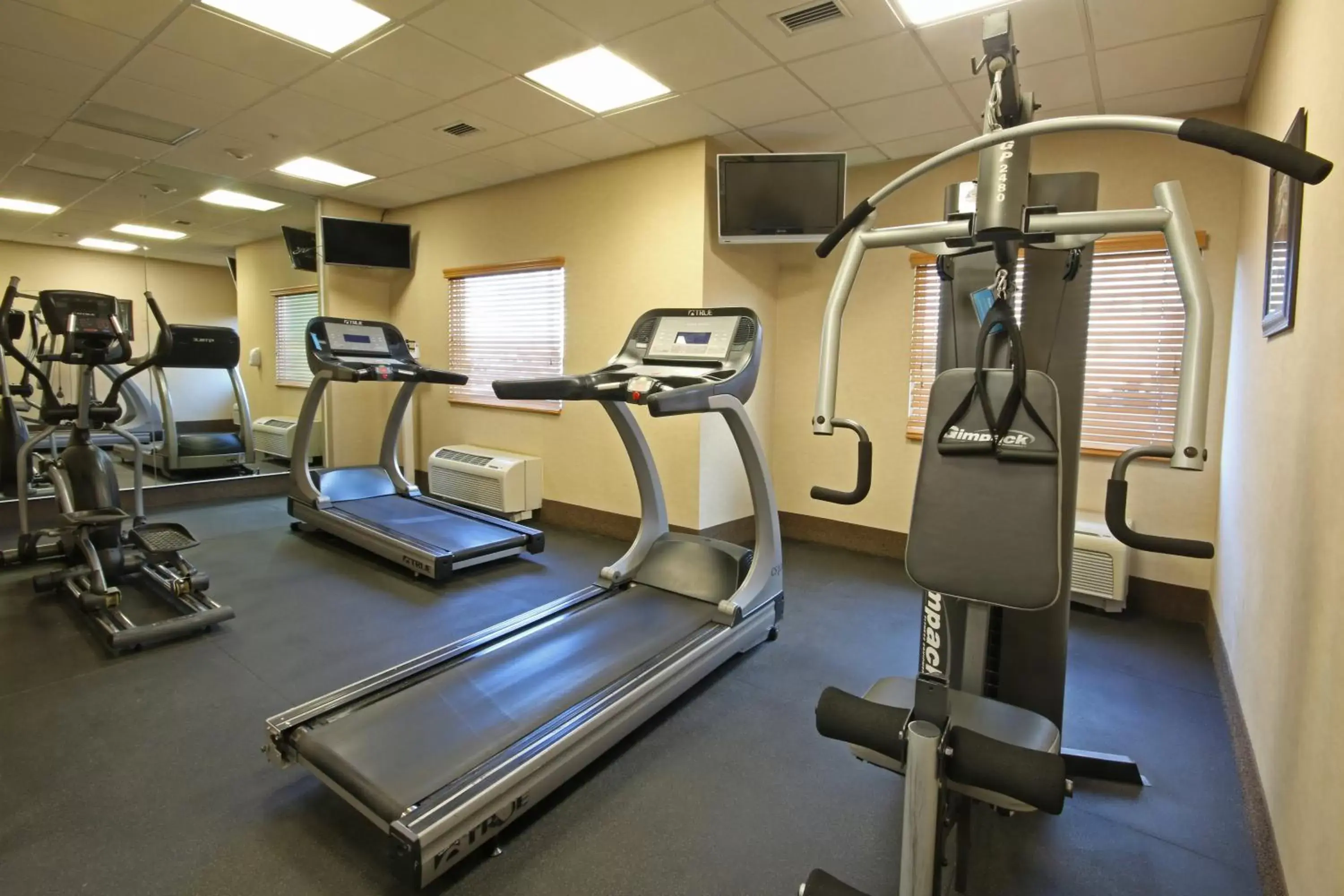 Fitness centre/facilities, Fitness Center/Facilities in Holiday Inn Express Hotel & Suites CD. Juarez - Las Misiones, an IHG Hotel