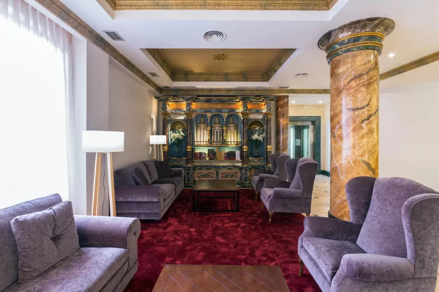 Lobby or reception in Hotel Exe Reina Isabel Lobby or reception in Hotel Exe Reina Isabel