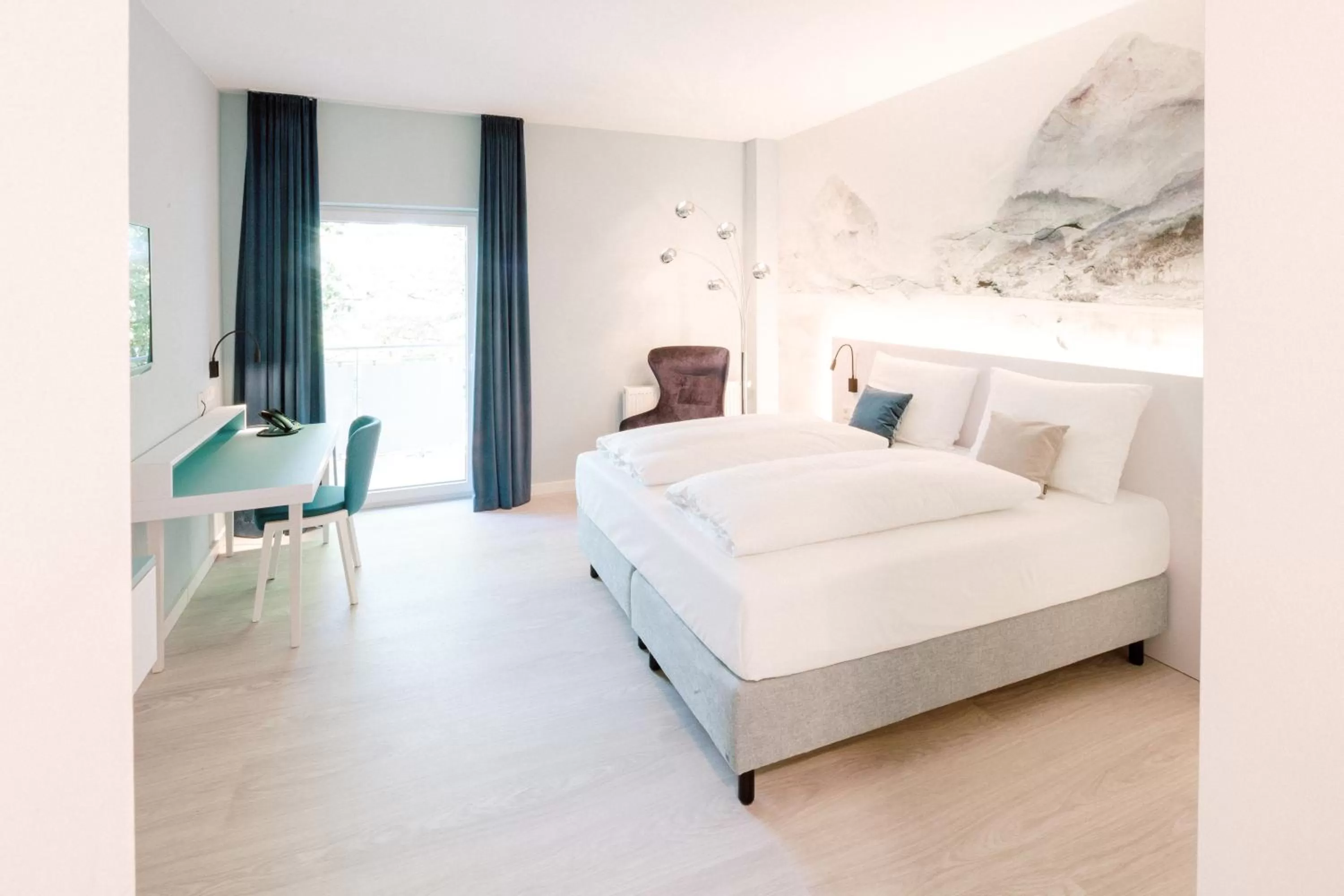 Photo of the whole room, Bed in Hotel am Zoo