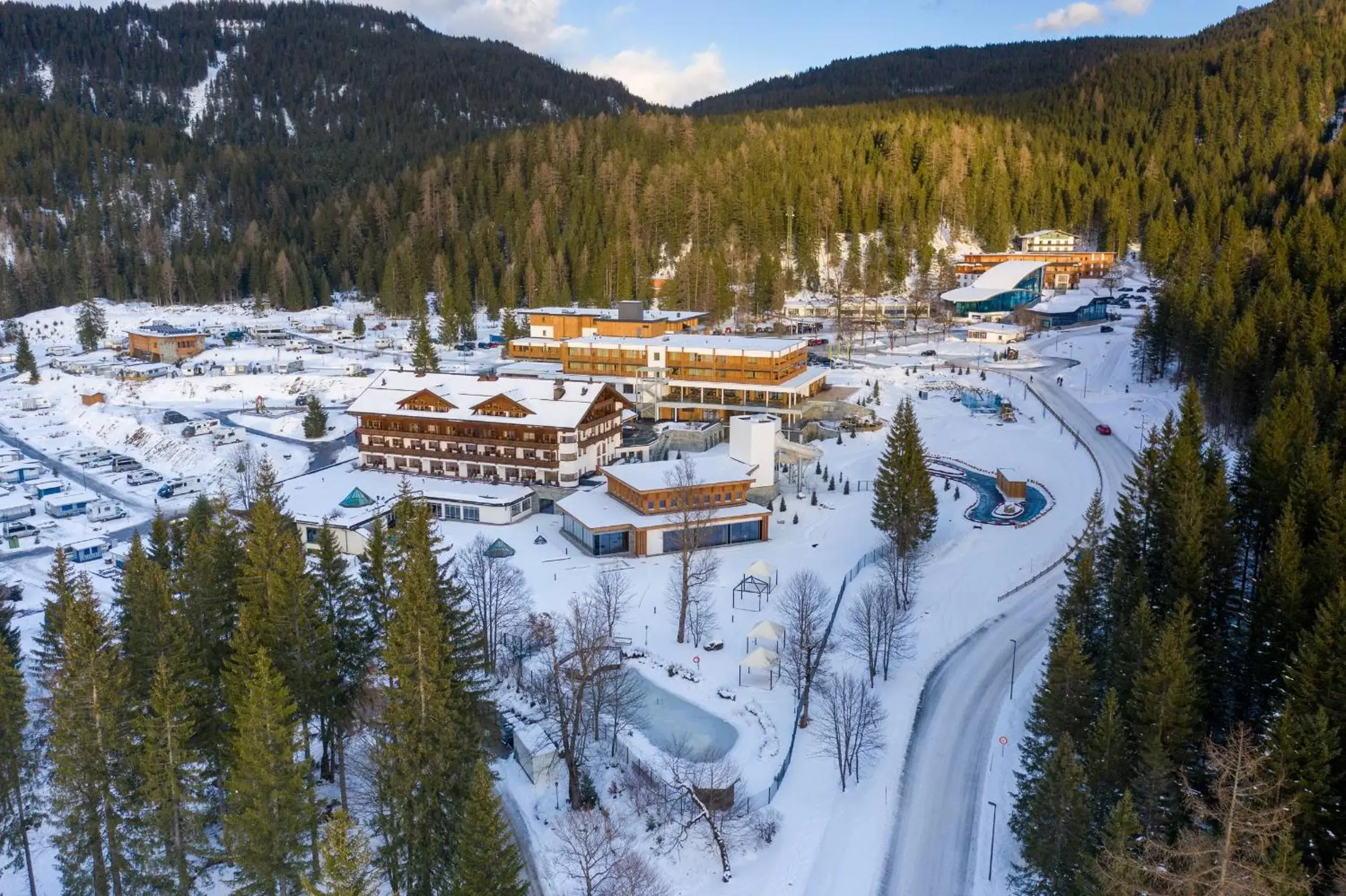 Bird's eye view, Winter in Zugspitz Resort