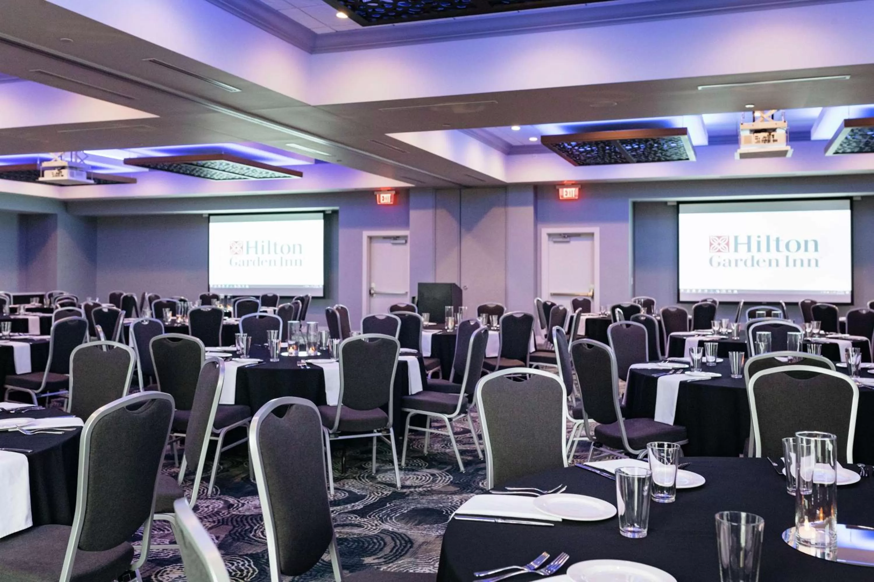 Meeting/conference room in Hilton Garden Inn Madison Sun Prairie