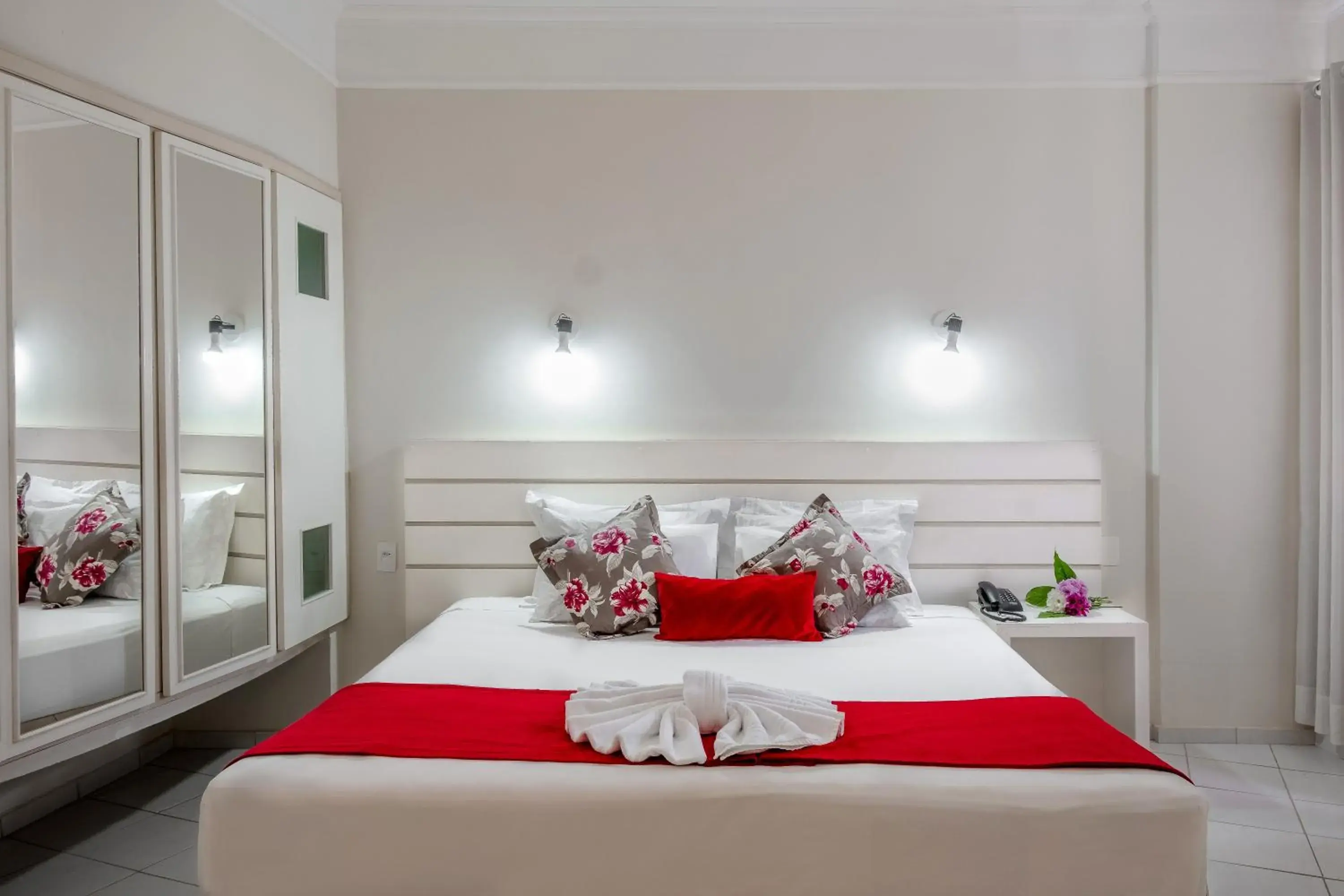 Bedroom, Bed in Tower Franca Hotel Bedroom, Bed in Tower Franca Hotel