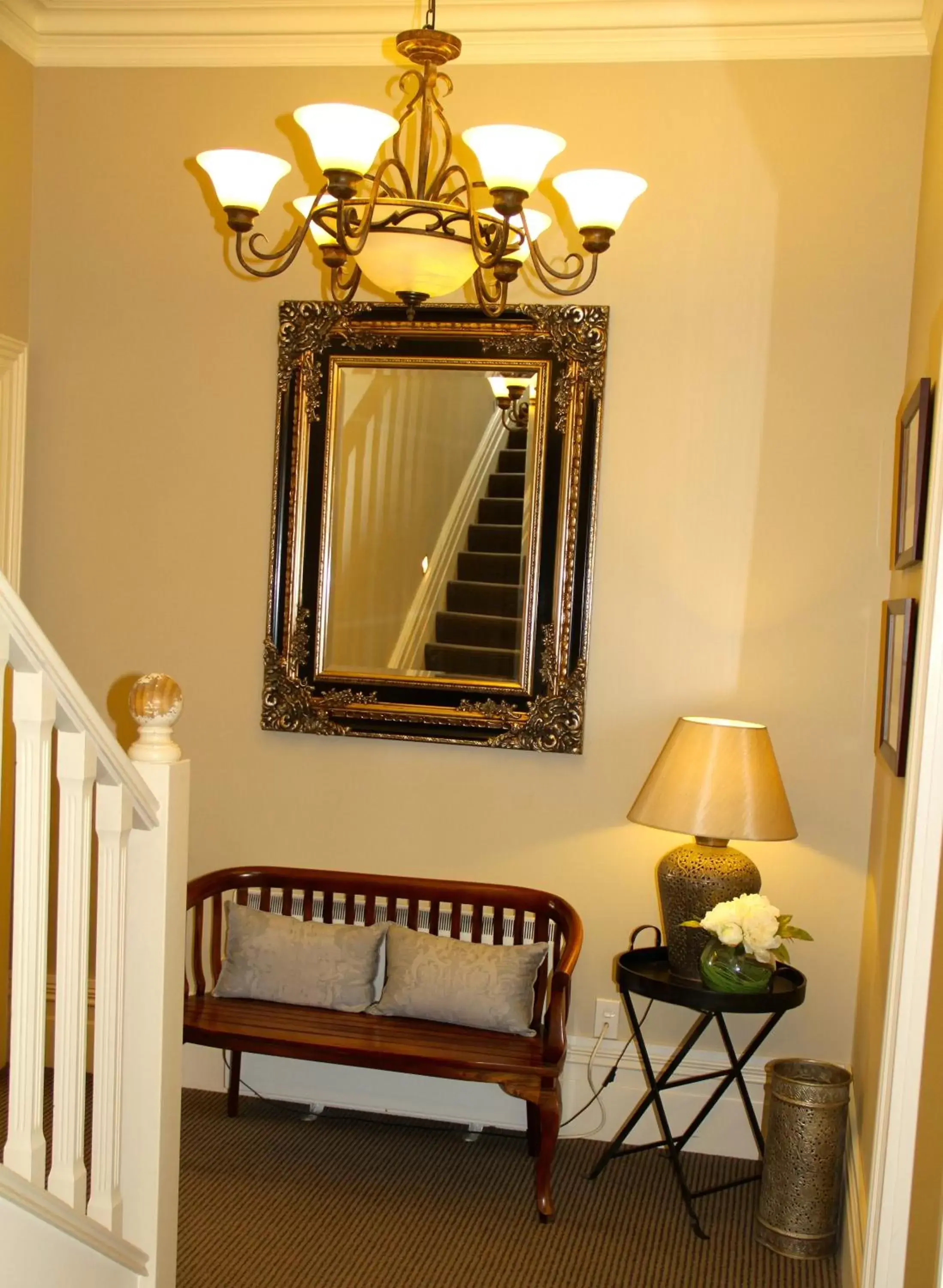 Lobby or reception, Seating Area in Merivale Manor