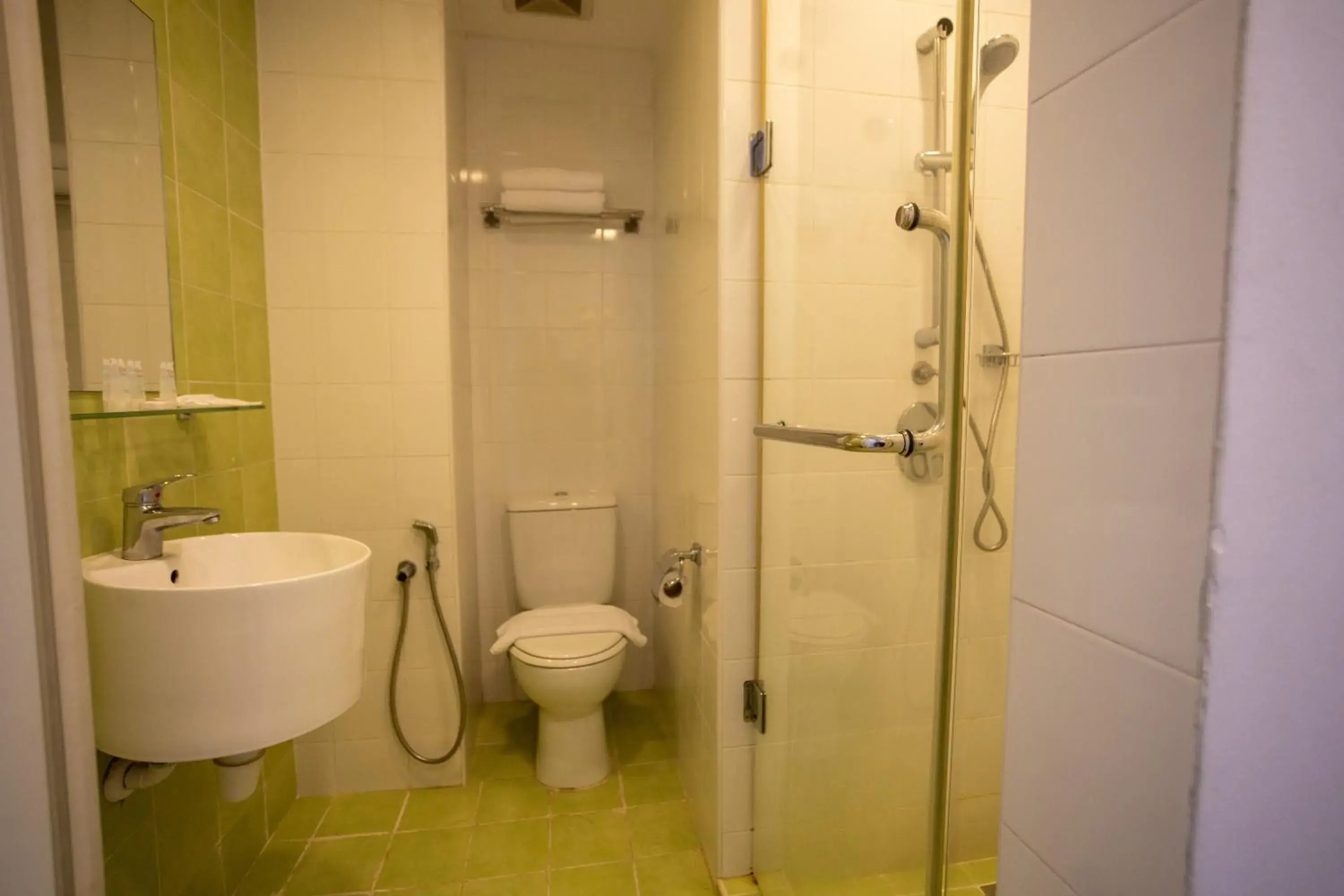 Toilet, Bathroom in Citrus Hotel Johor Bahru by Compass Hospitality
