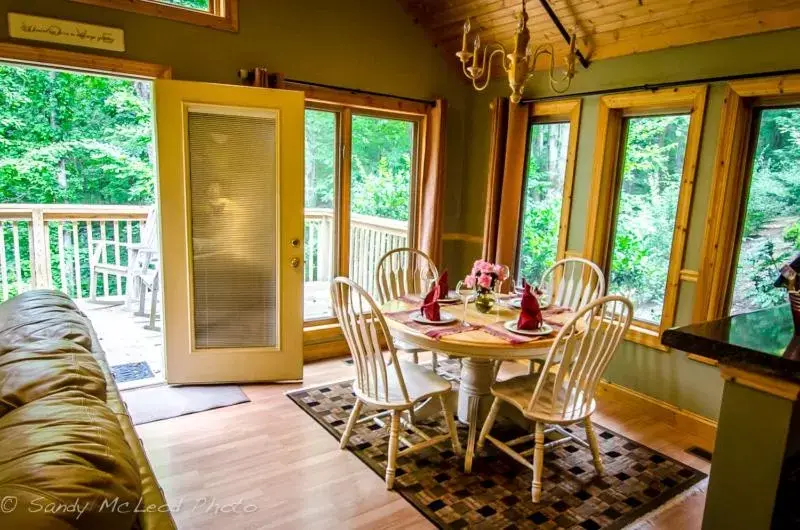 Dining Area in Asheville Cabins of Willow Winds