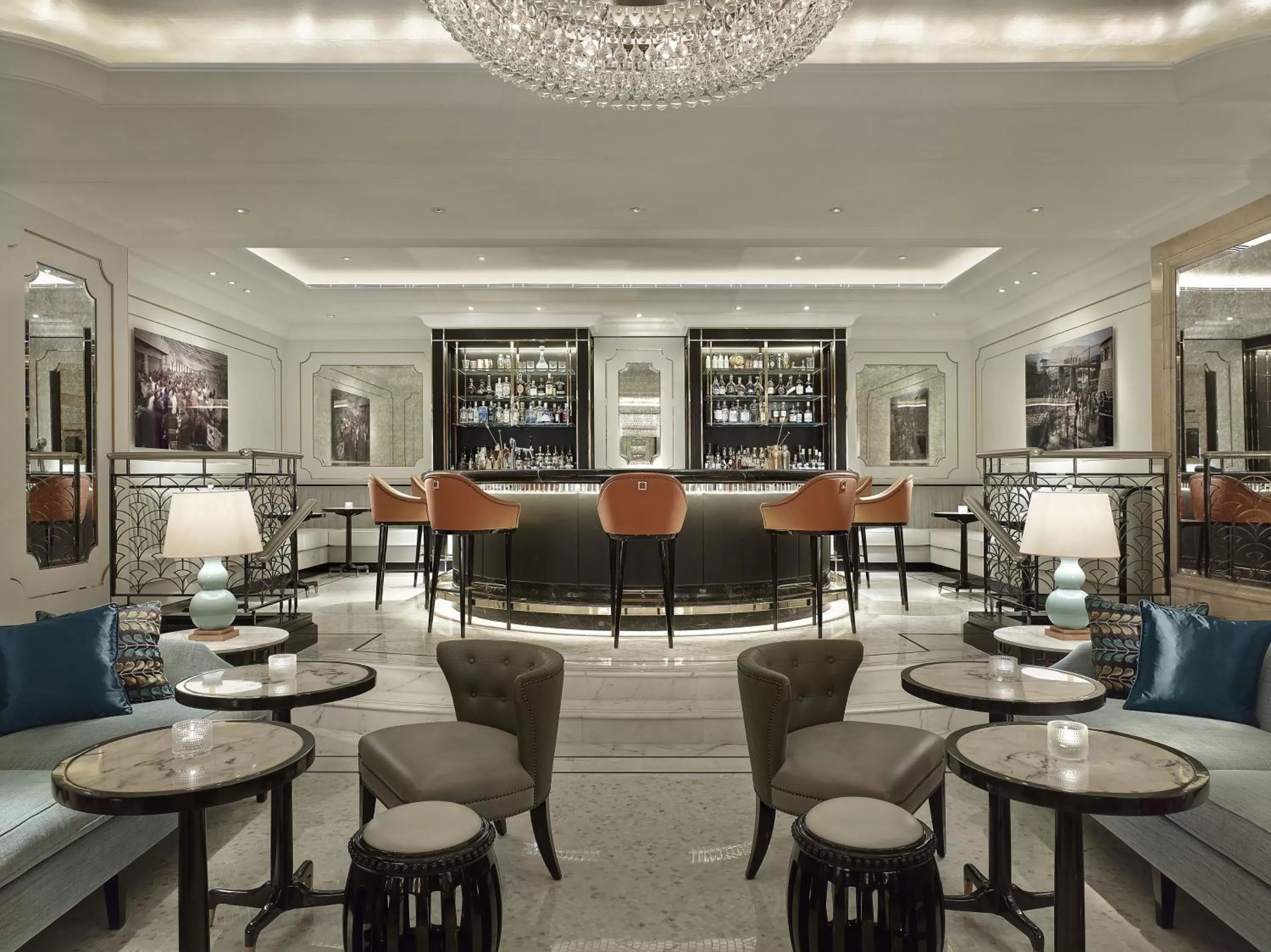 Restaurant/places to eat in The Langham Hong Kong