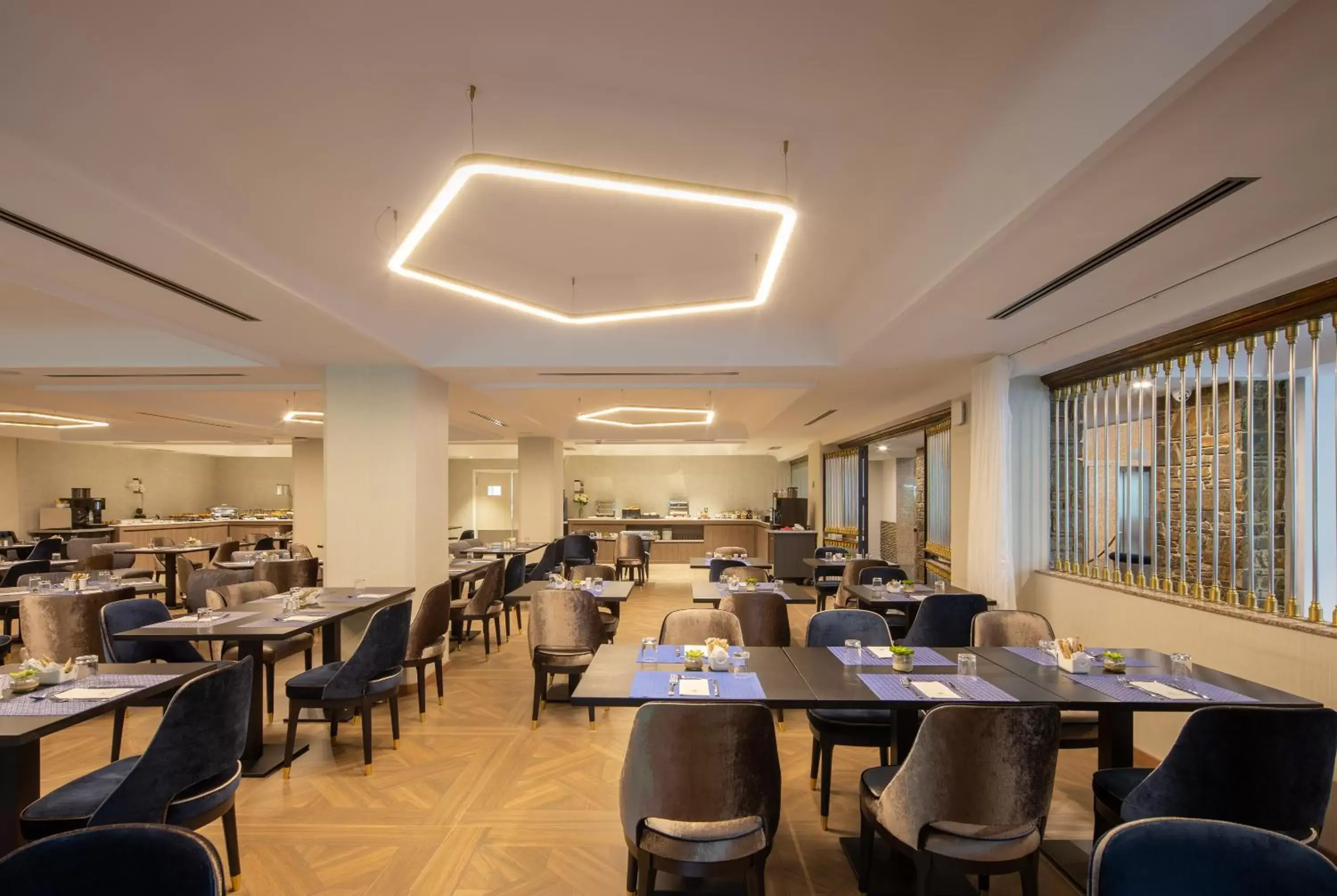 Restaurant/Places to Eat in Eurostars Gran Hotel Lugo